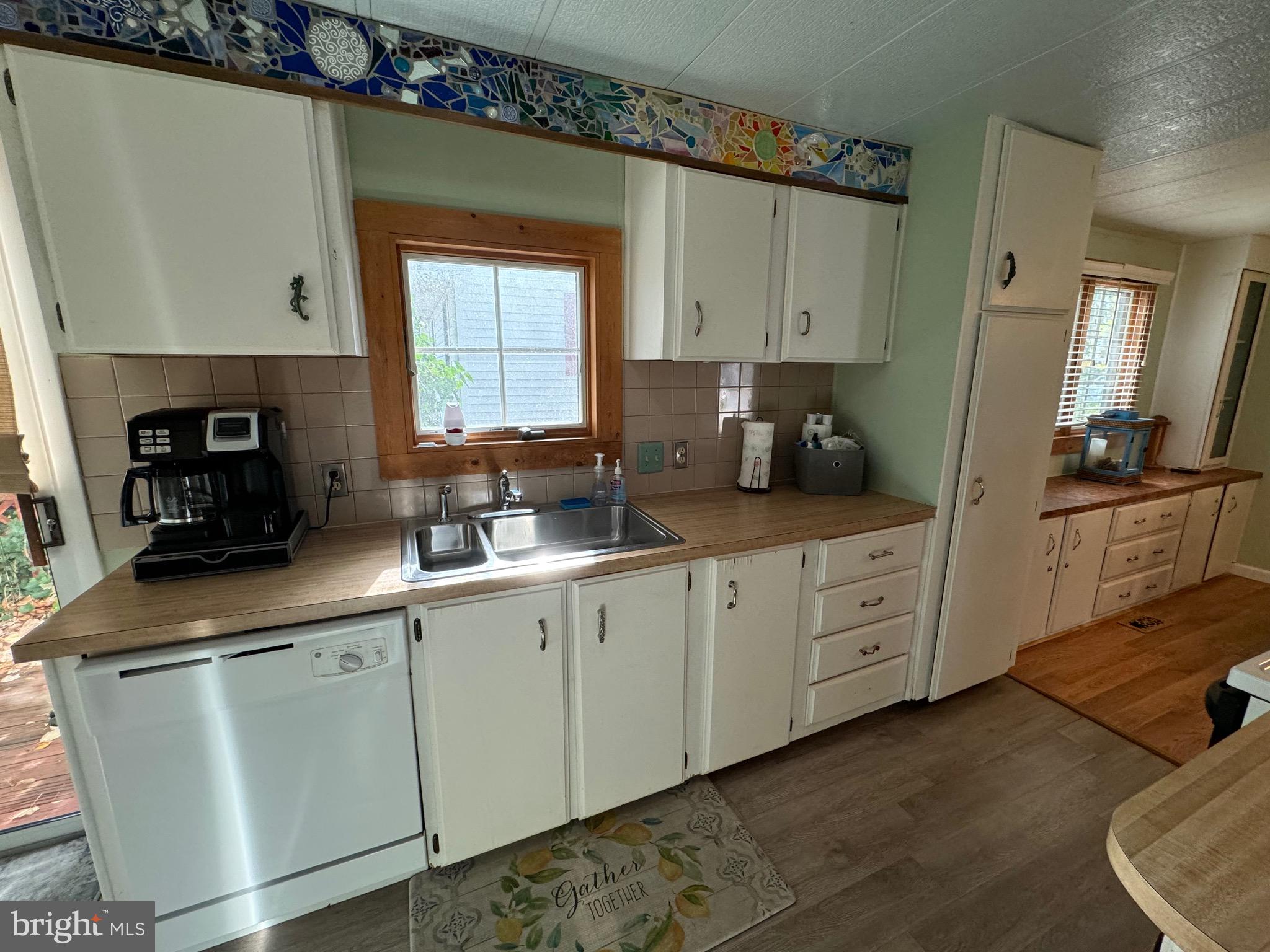 CAINE WOODS - Residential Lease