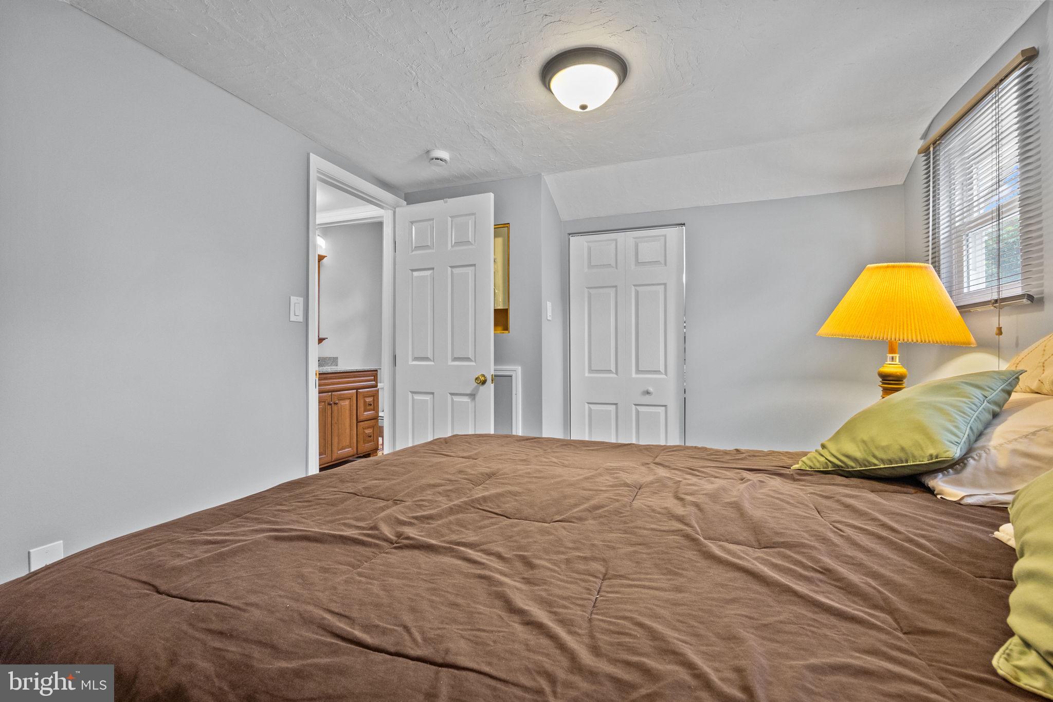 CROYDON MANOR - Residential