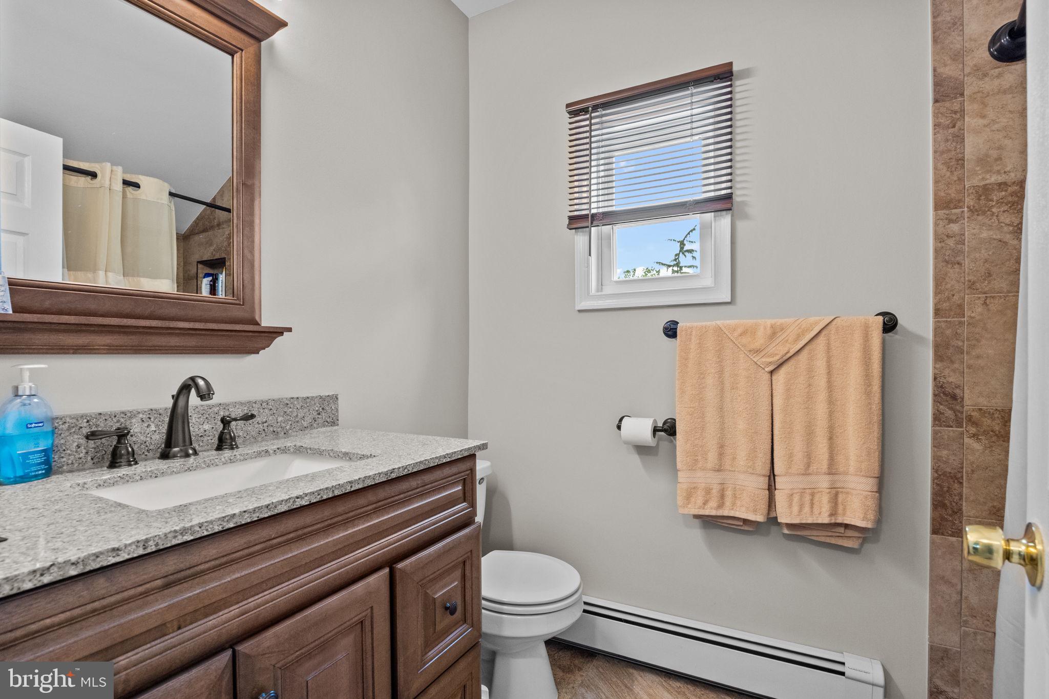 CROYDON MANOR - Residential