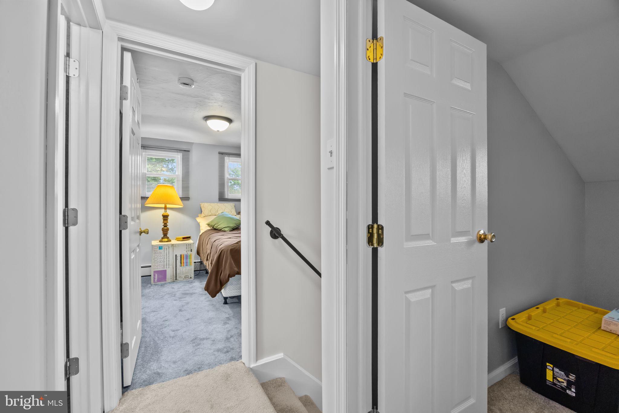 CROYDON MANOR - Residential