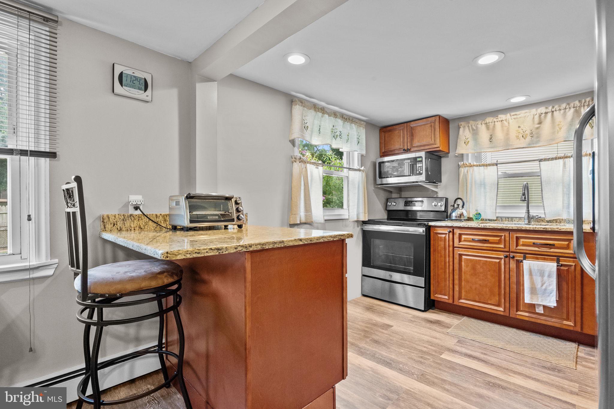 CROYDON MANOR - Residential