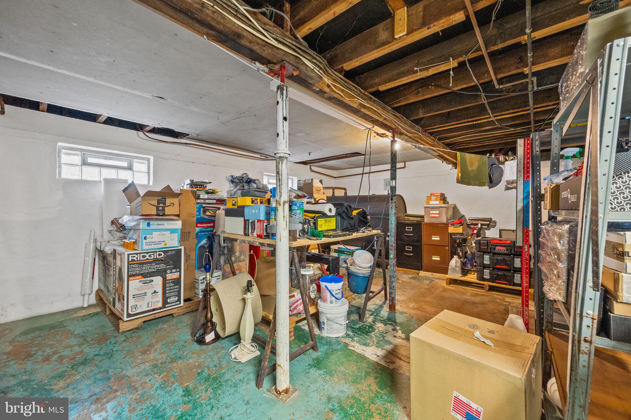 CROYDON MANOR - Residential