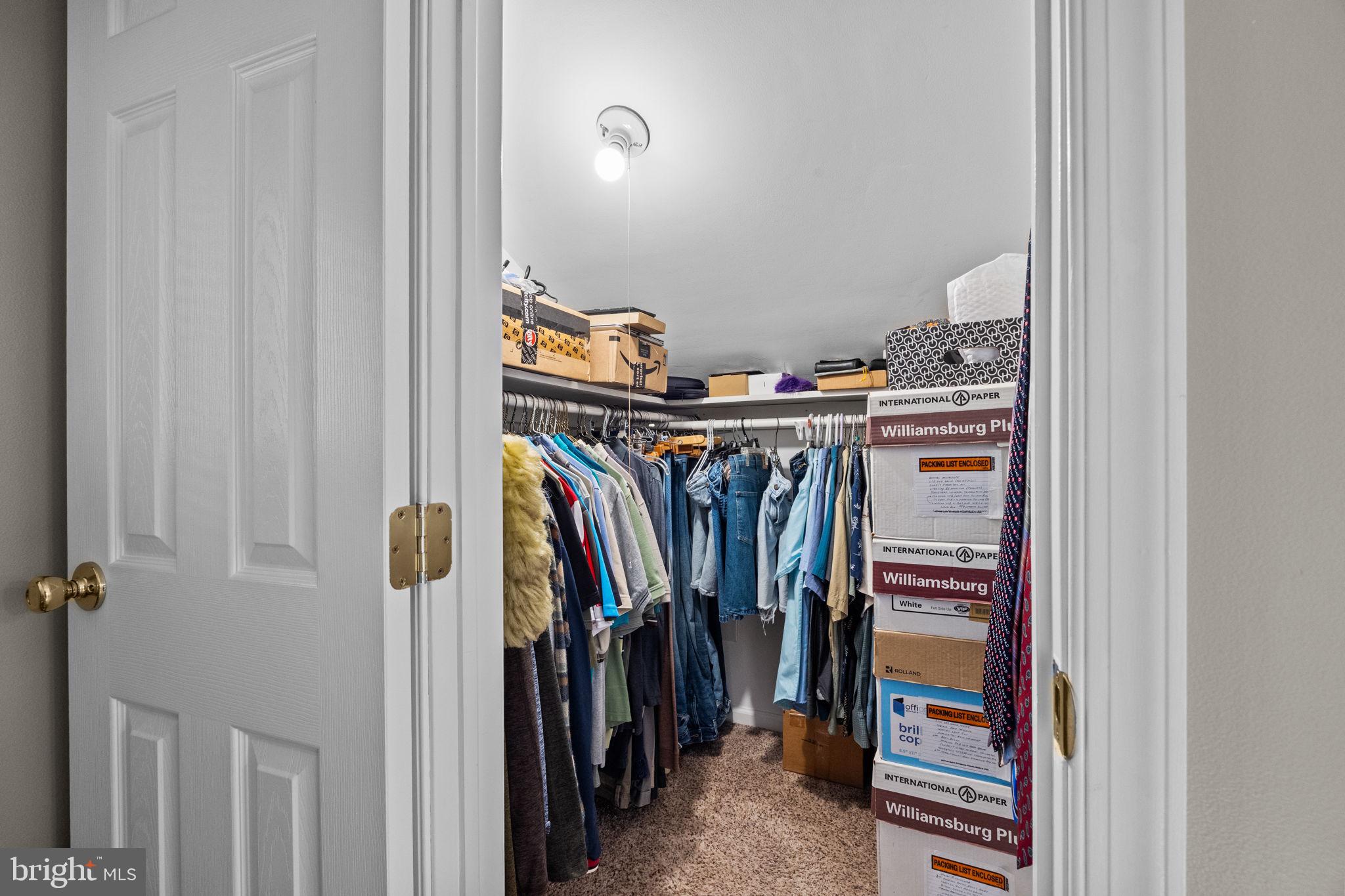 CROYDON MANOR - Residential