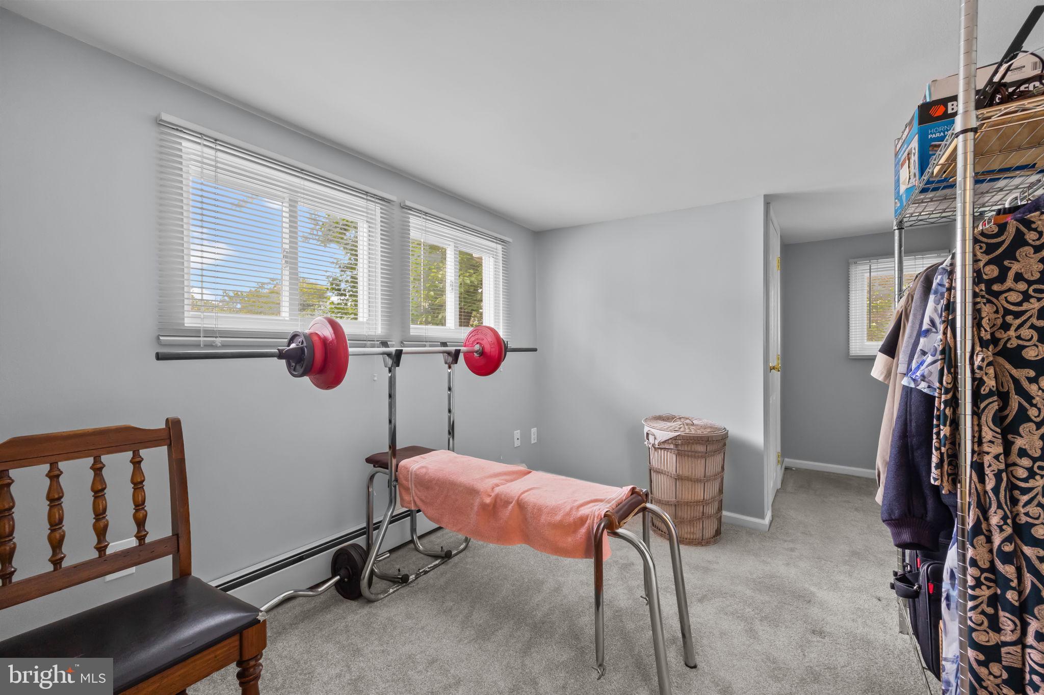 CROYDON MANOR - Residential