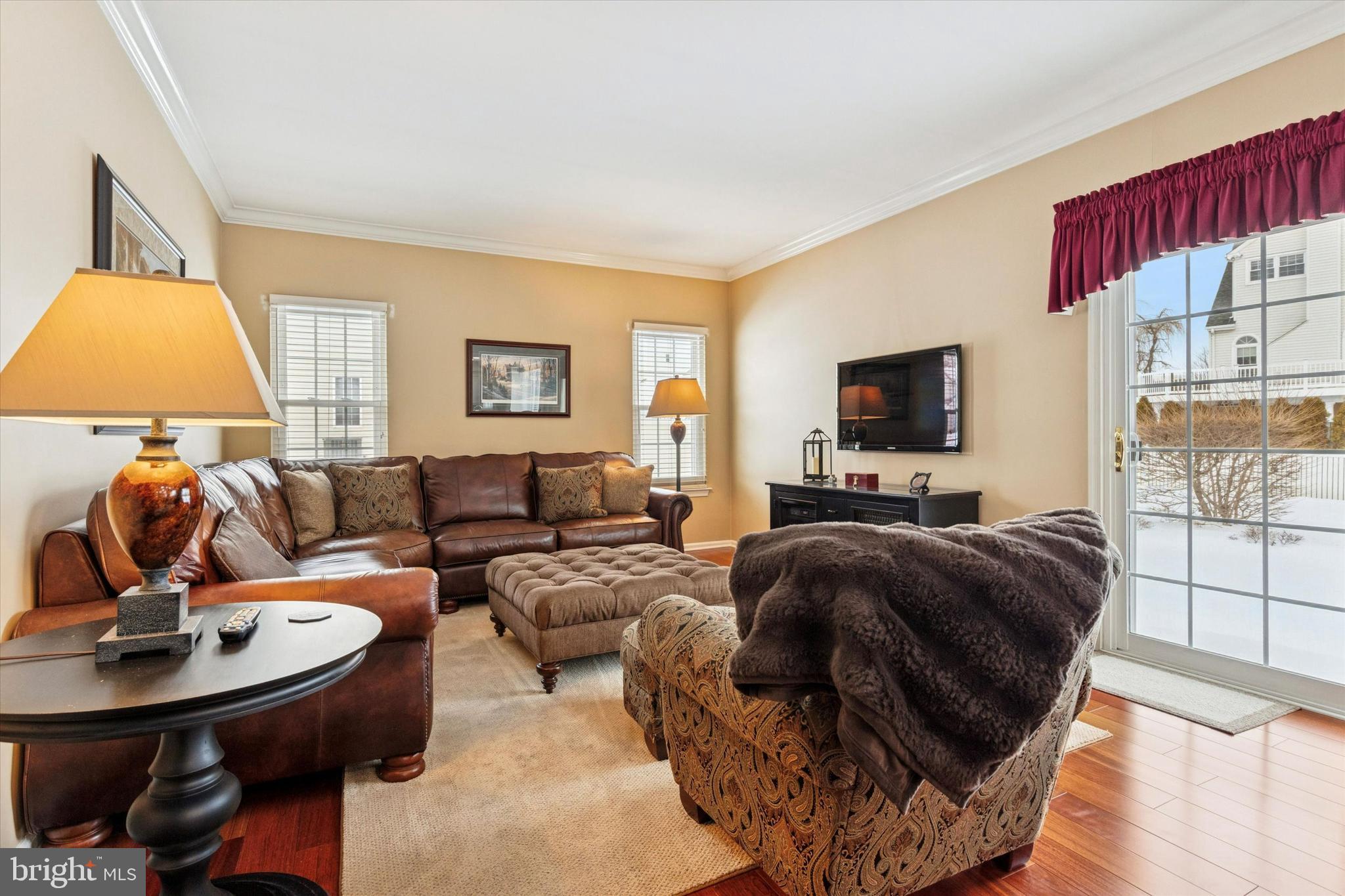 MONTGOMERY OAKS - Residential