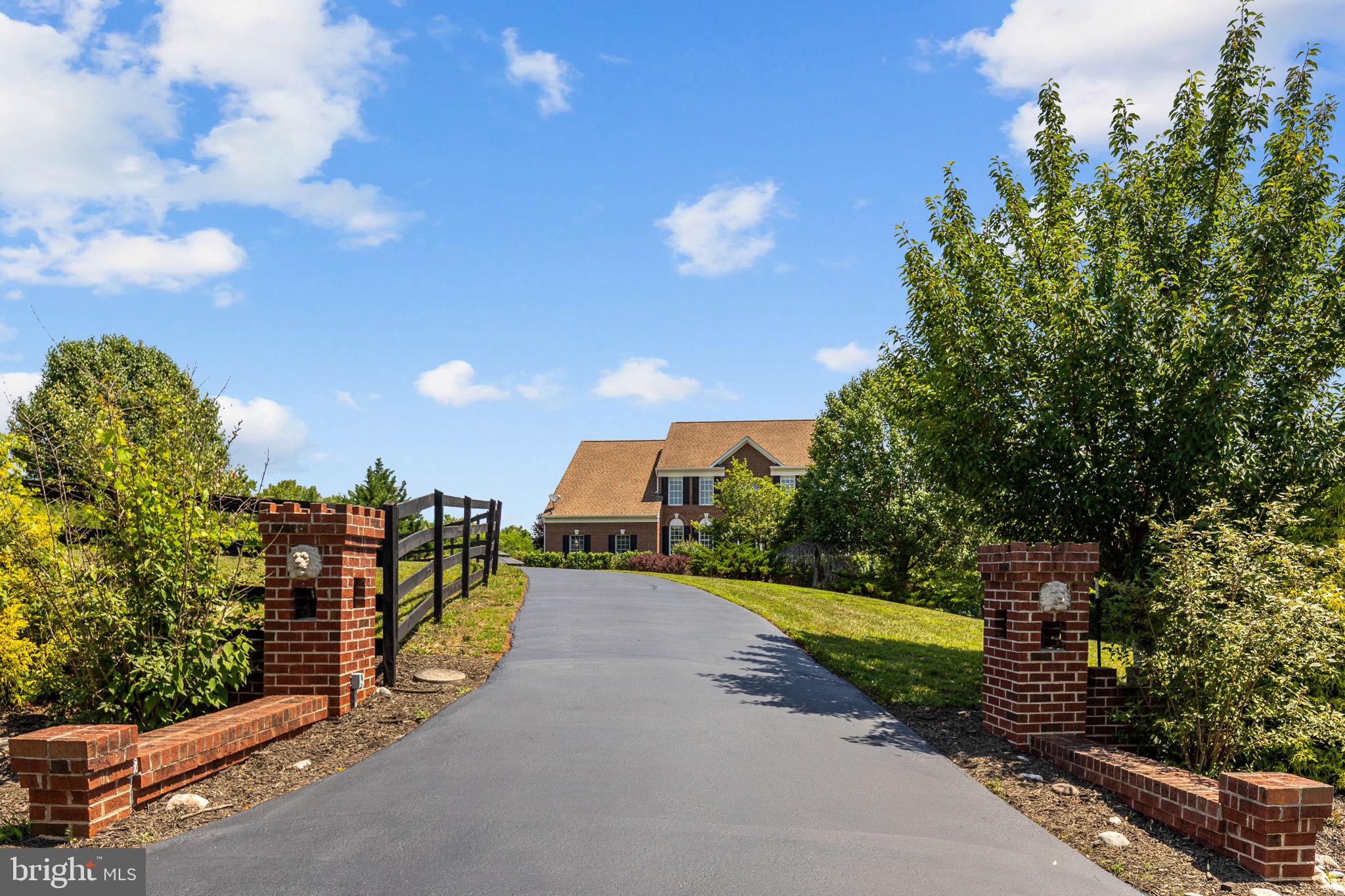 115 CHRISWOOD LANE