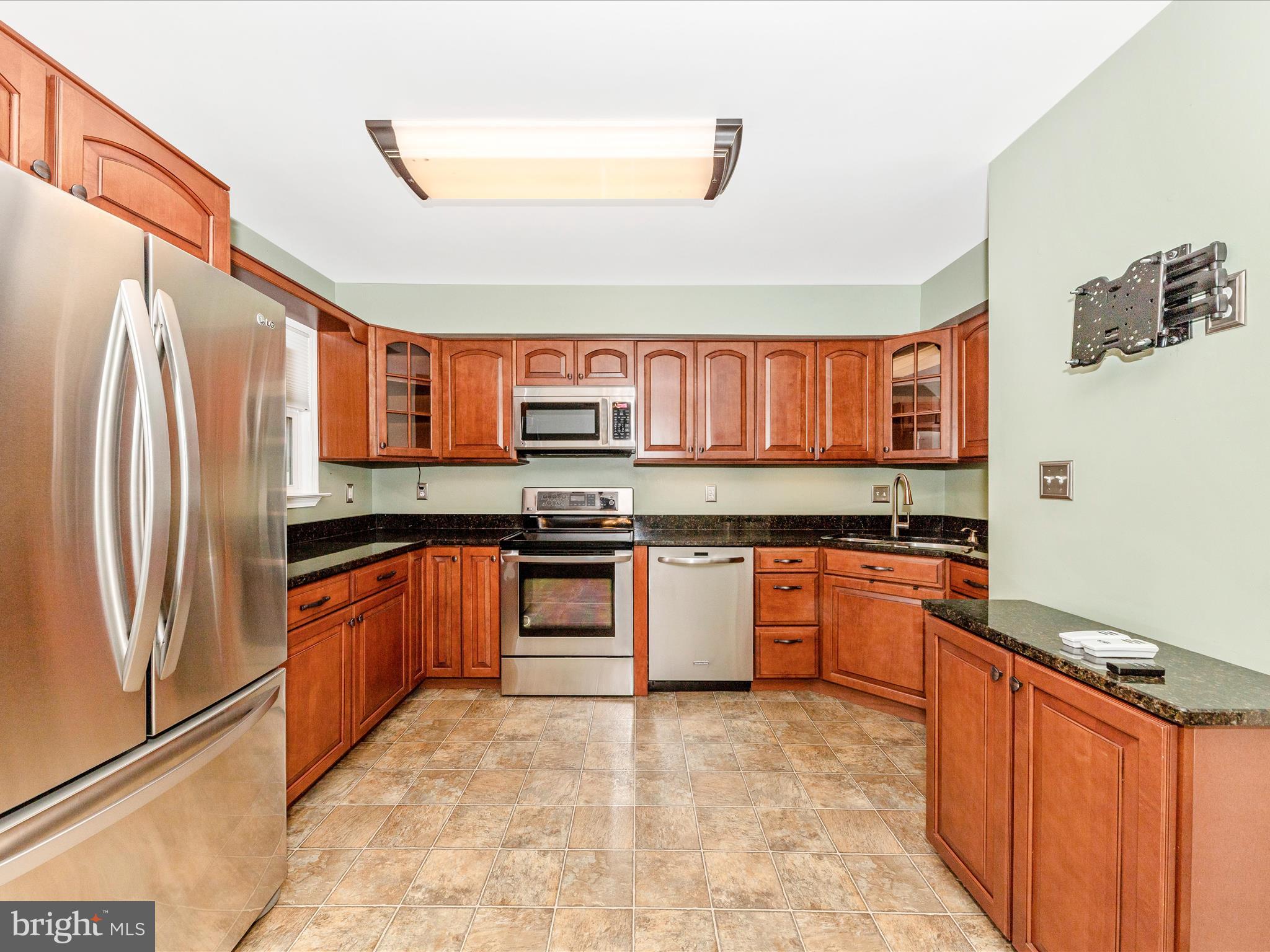 FRIENDLY ACRES - Residential