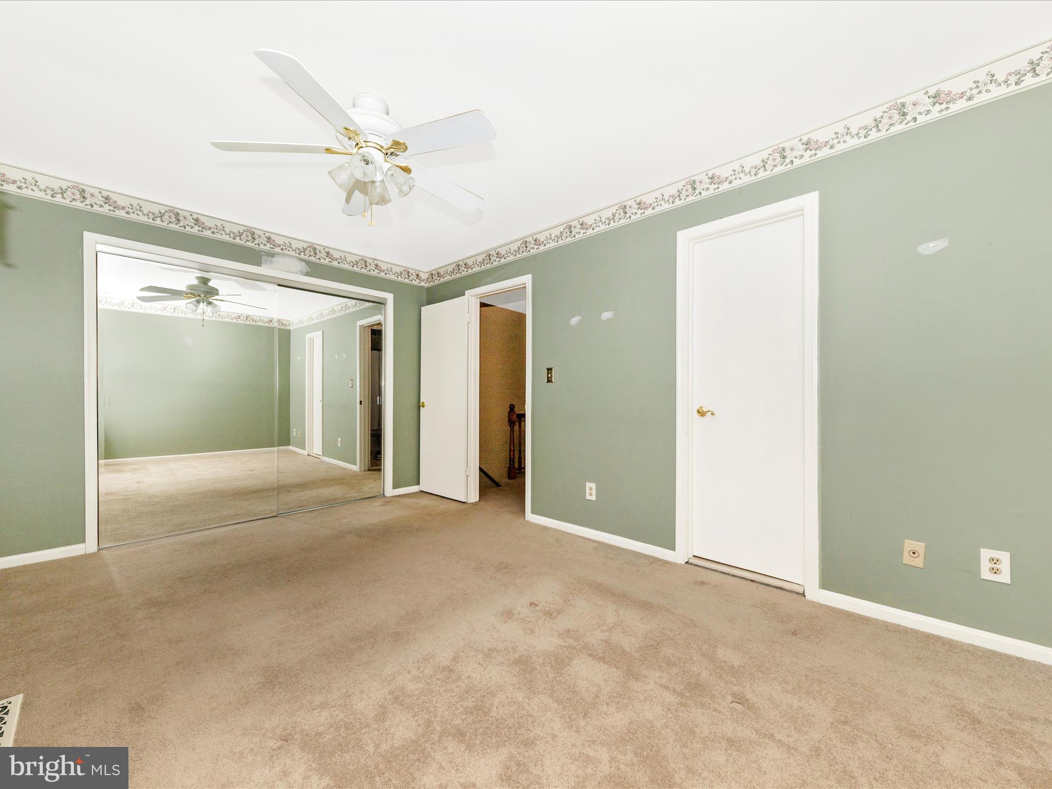 FRIENDLY ACRES - Residential