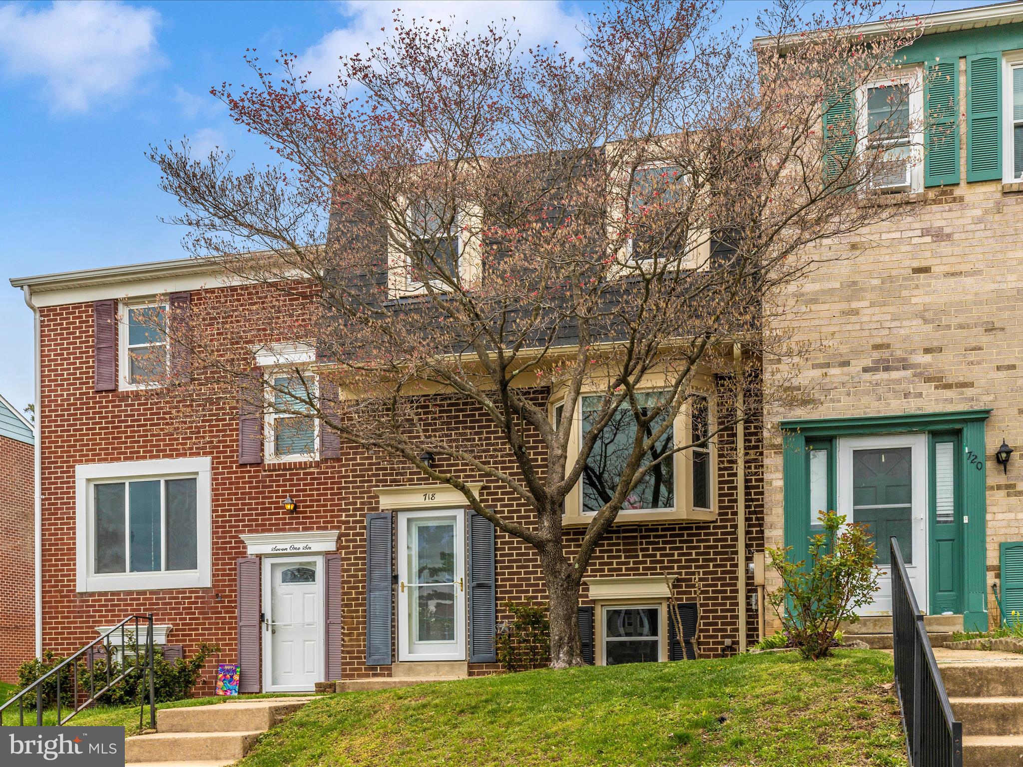 FRIENDLY ACRES - Residential