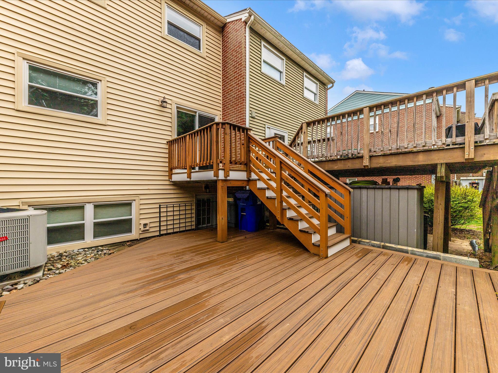 FRIENDLY ACRES - Residential