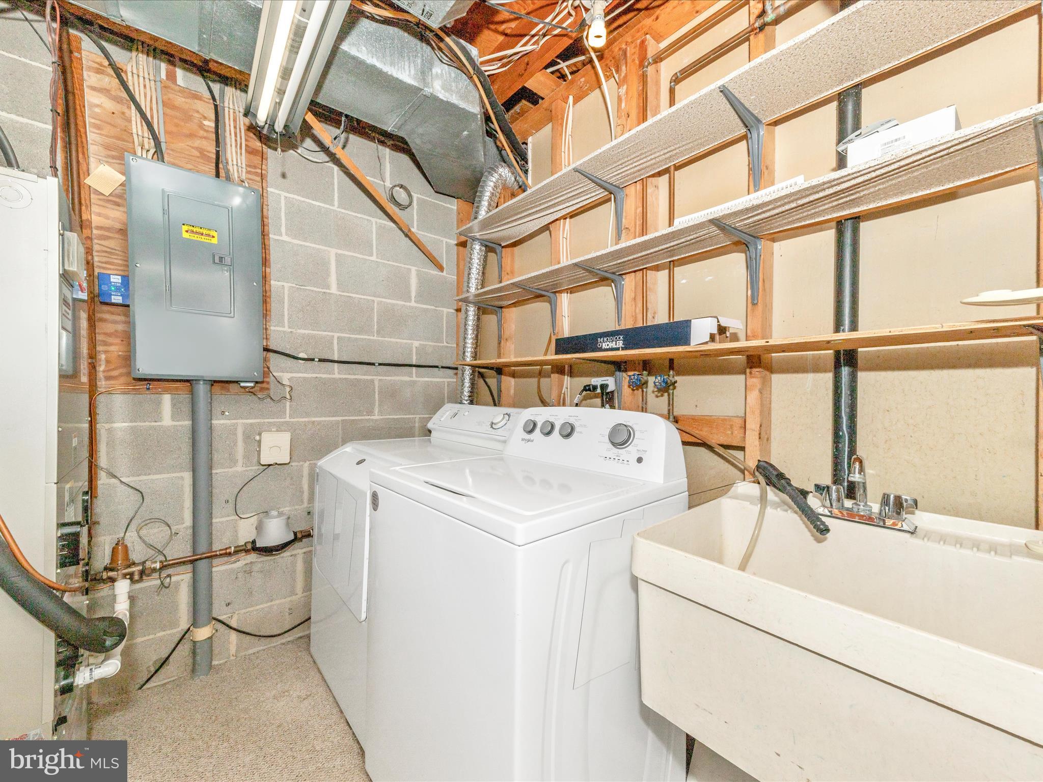 FRIENDLY ACRES - Residential