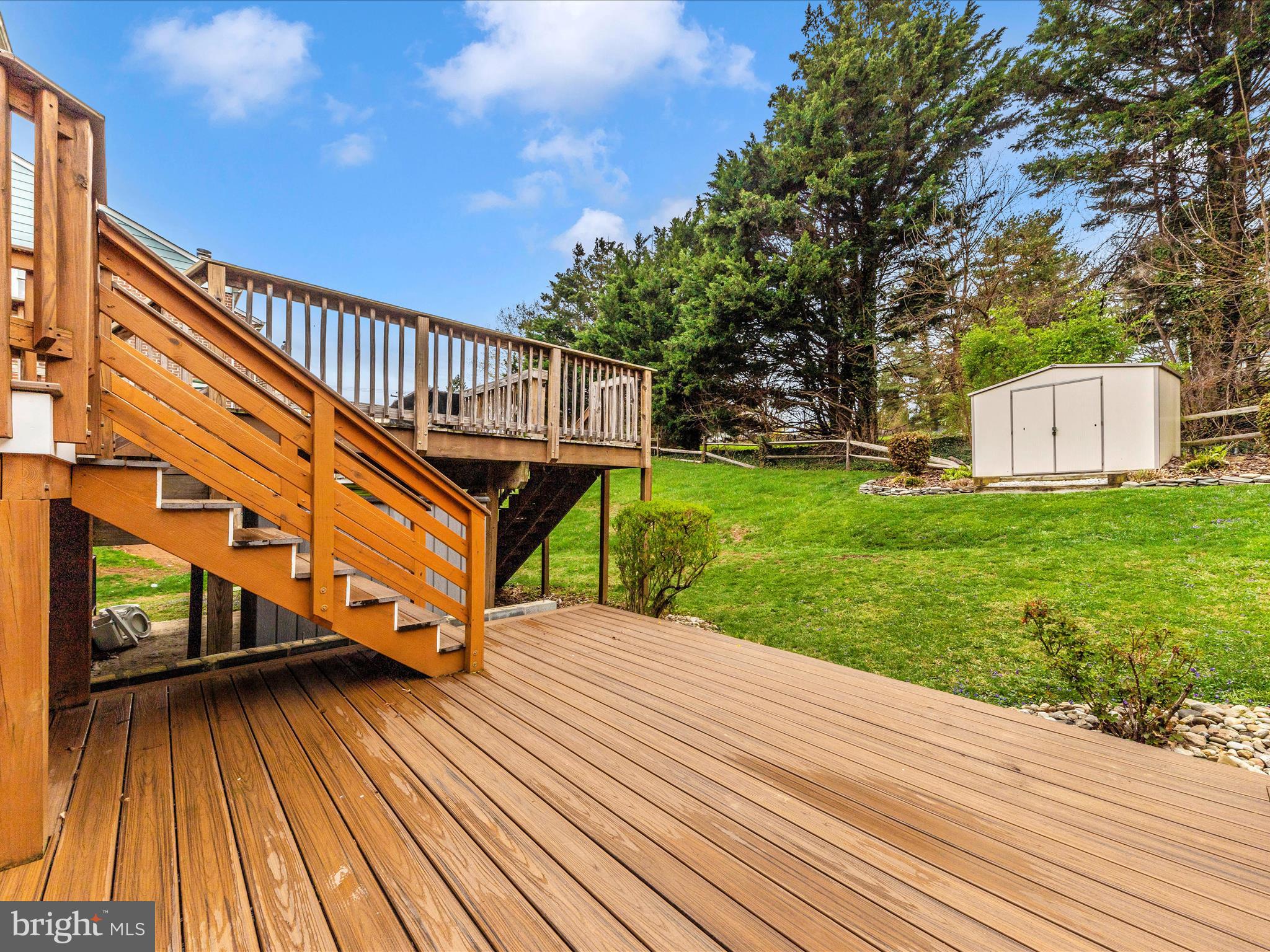 FRIENDLY ACRES - Residential