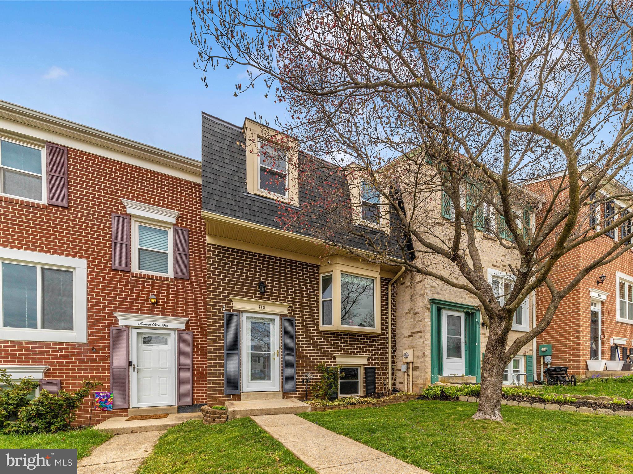 FRIENDLY ACRES - Residential