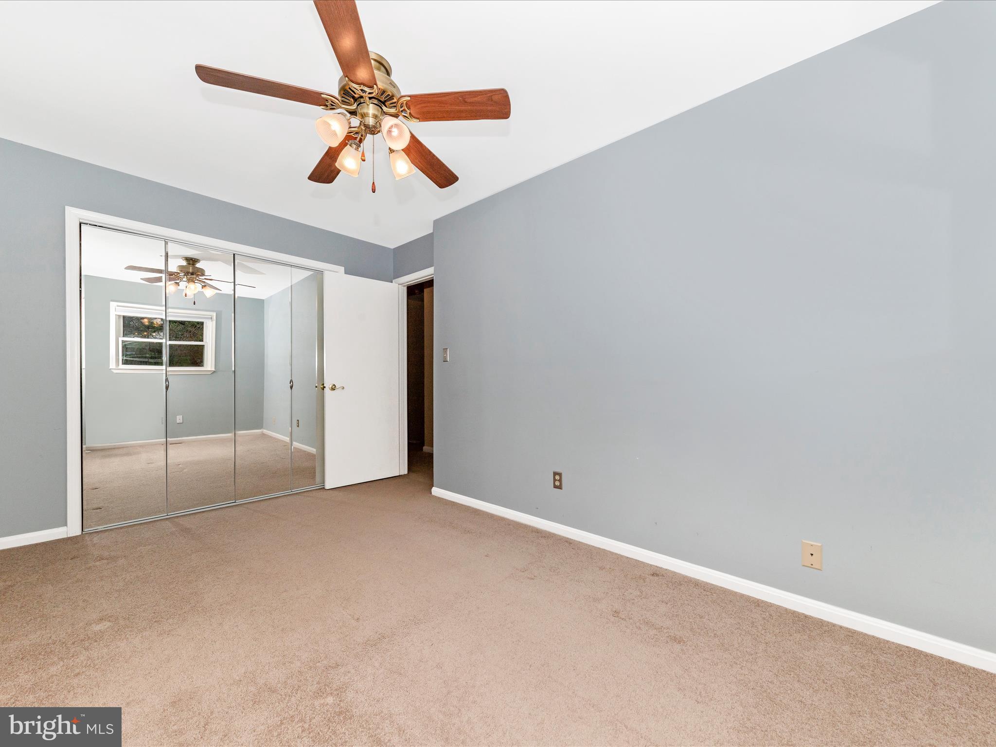 FRIENDLY ACRES - Residential