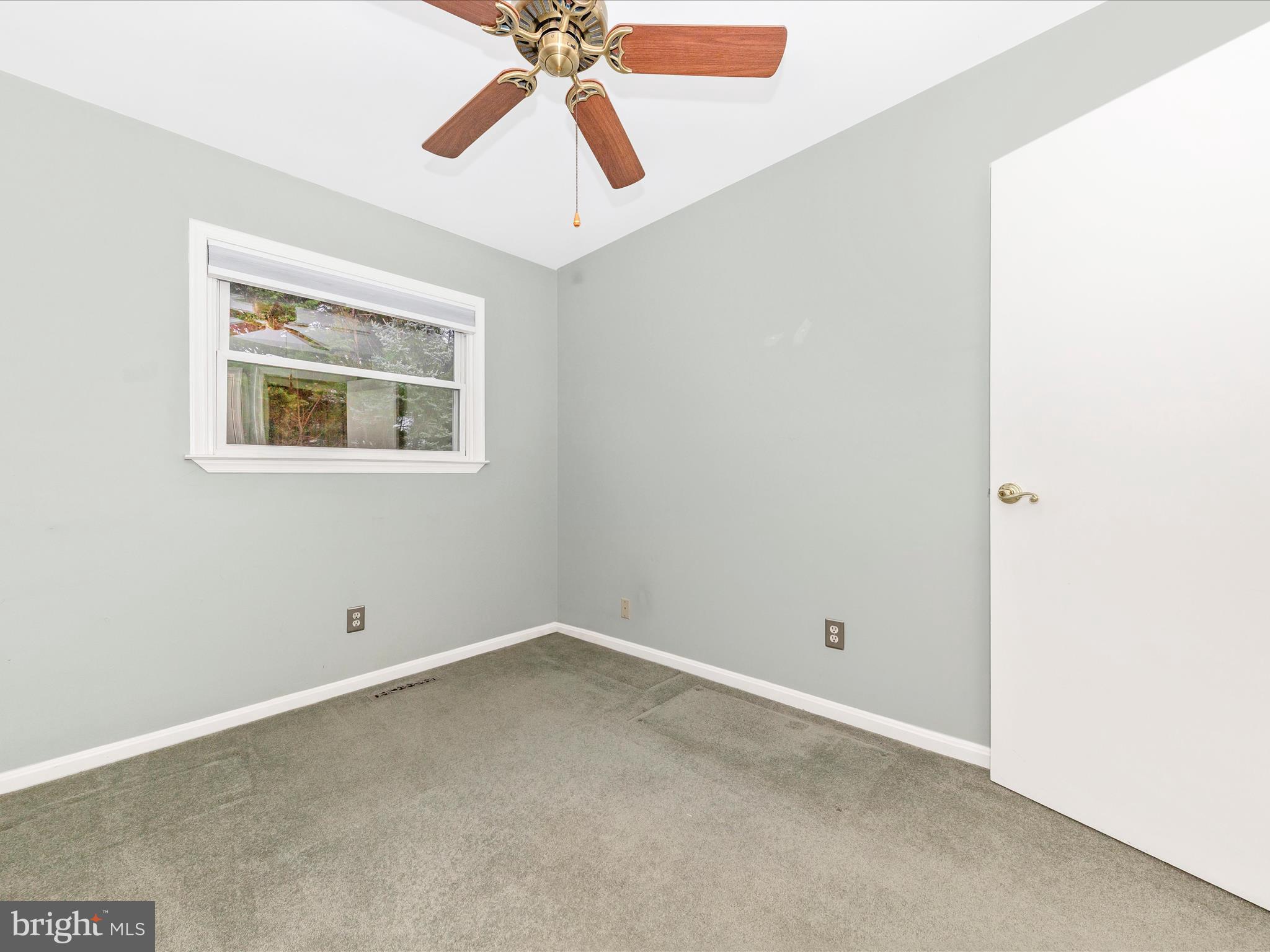 FRIENDLY ACRES - Residential