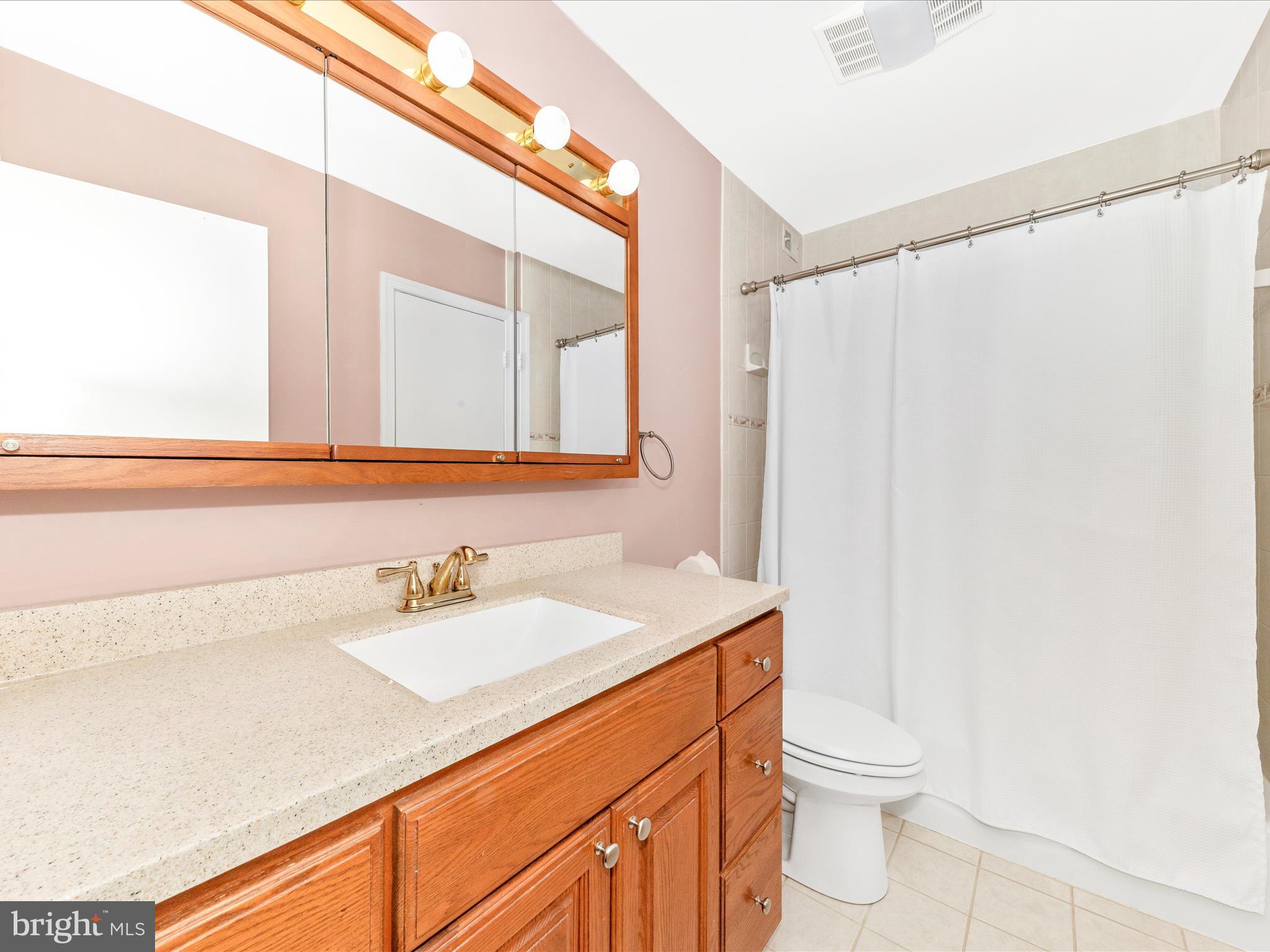 FRIENDLY ACRES - Residential