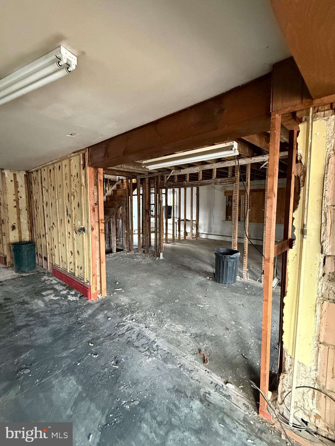 414 COLUMBIA BOULEVARD