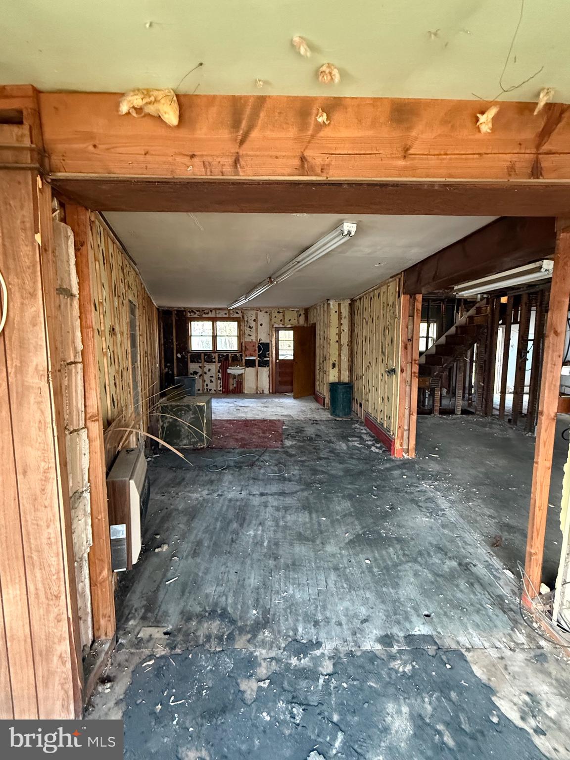 414 COLUMBIA BOULEVARD