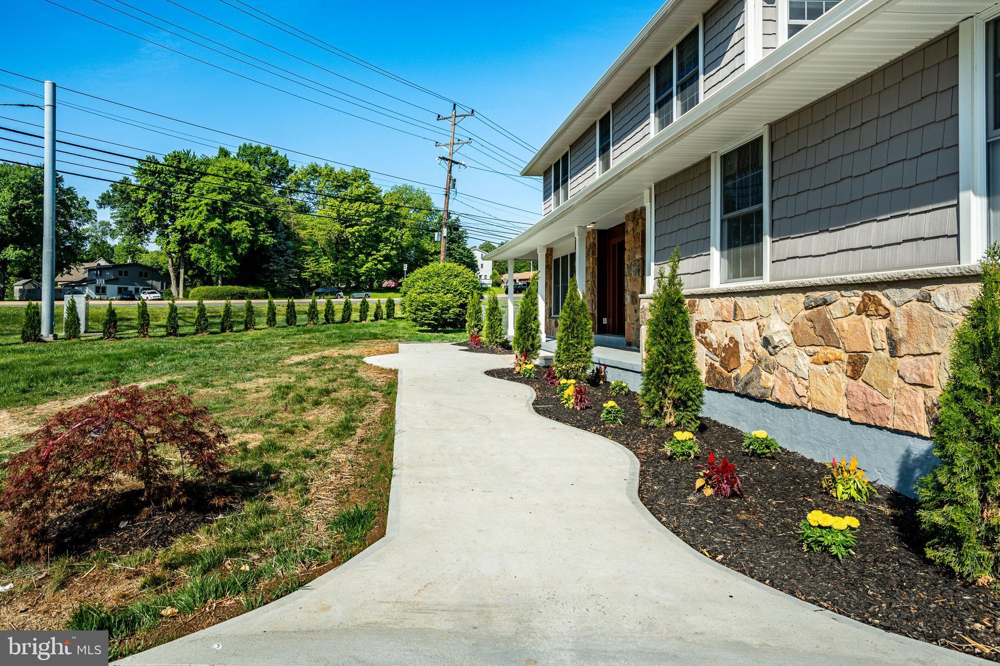 2501 N GATE ROAD