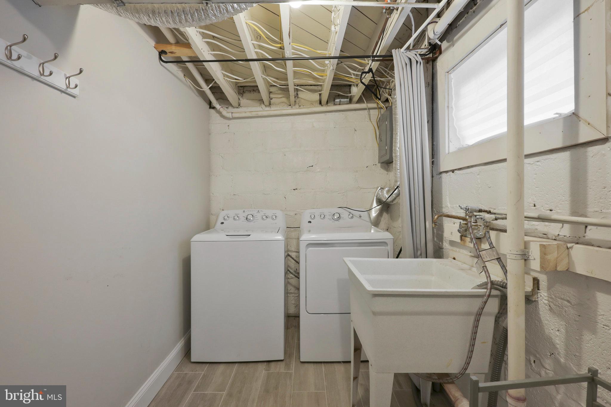 DEL RAY - Residential Lease