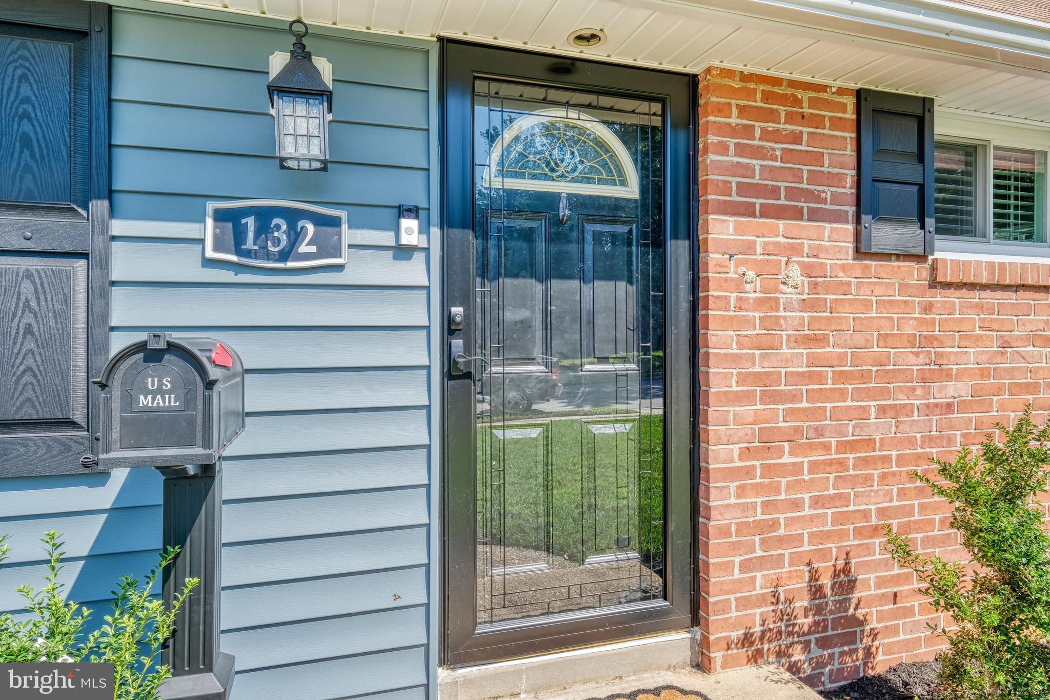 132 N MEADOW DRIVE