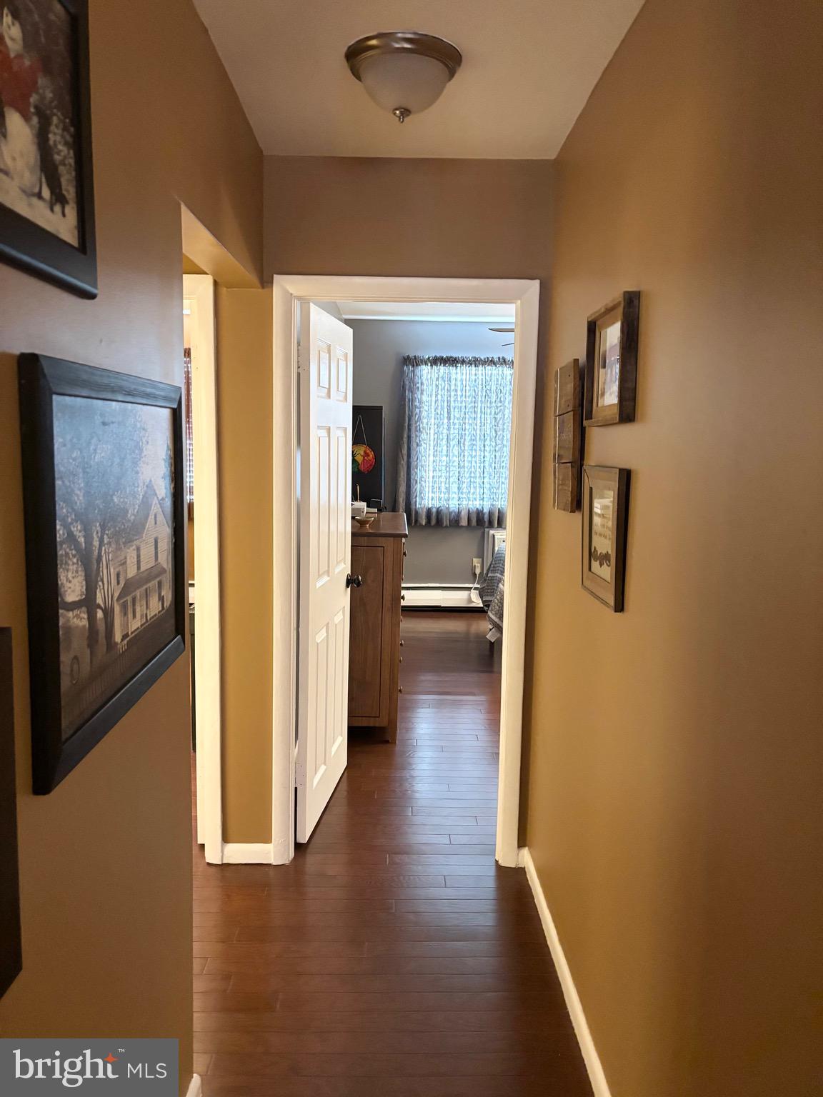 ASTON ARMS - Residential