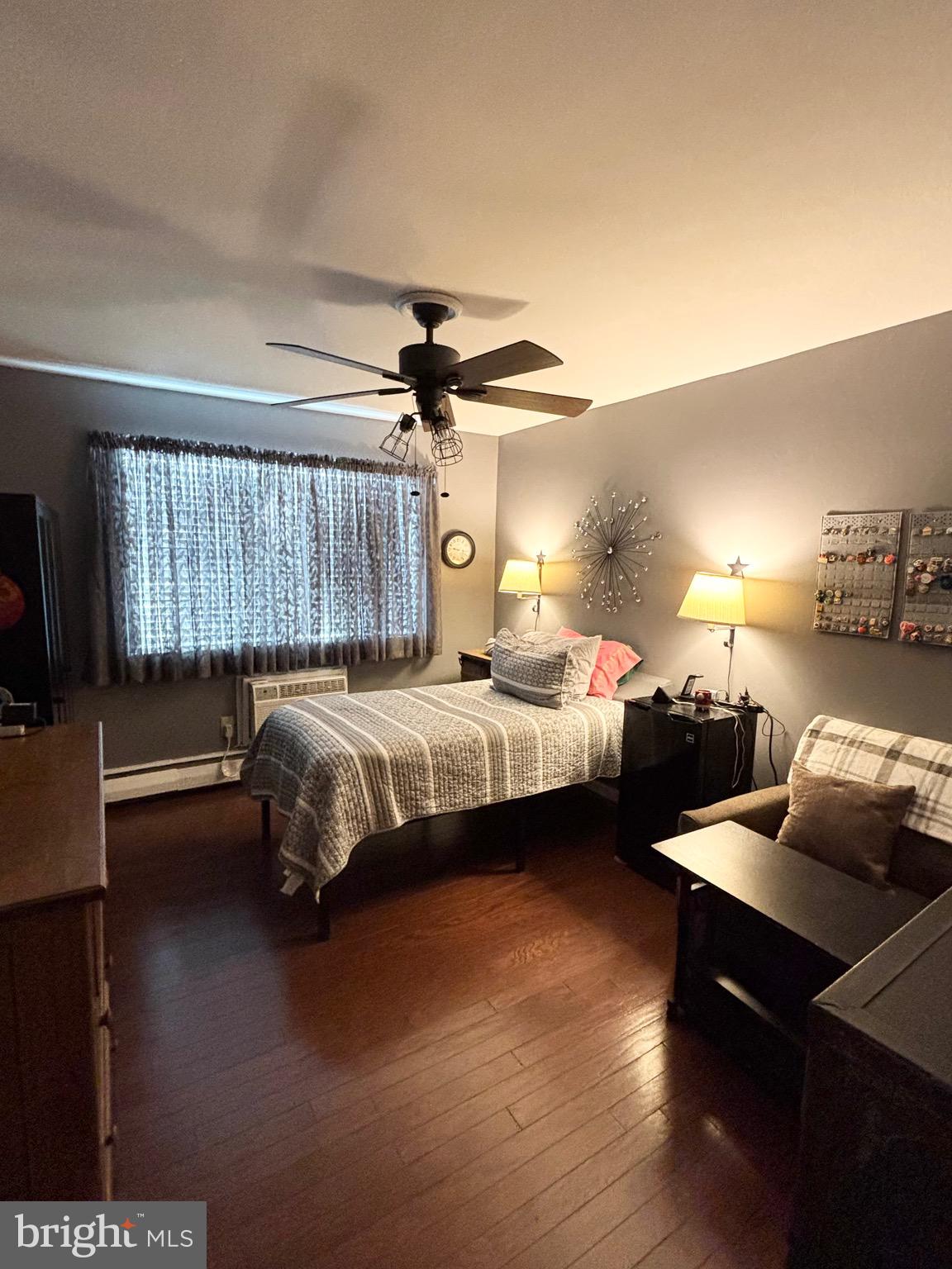 ASTON ARMS - Residential