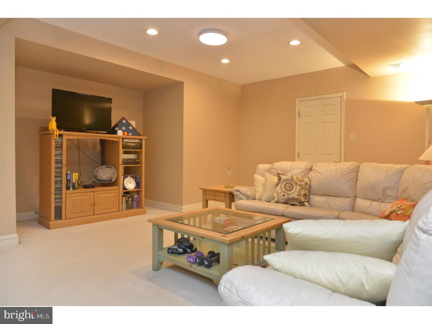 NESHAMINY VALLEY - Residential