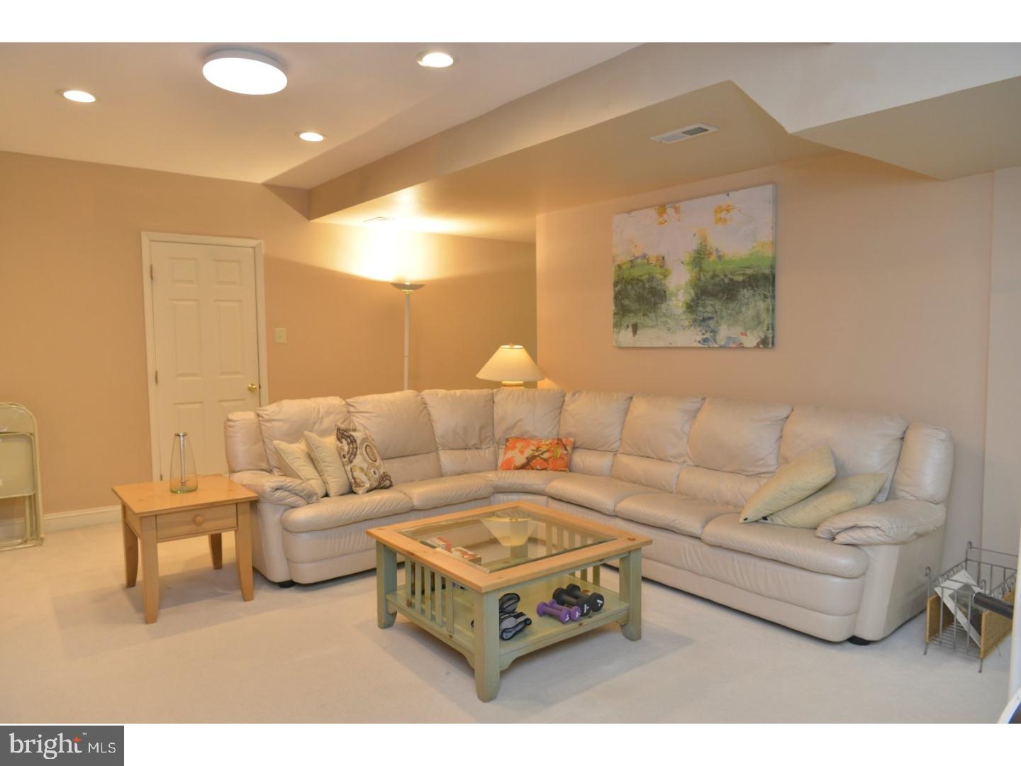 NESHAMINY VALLEY - Residential