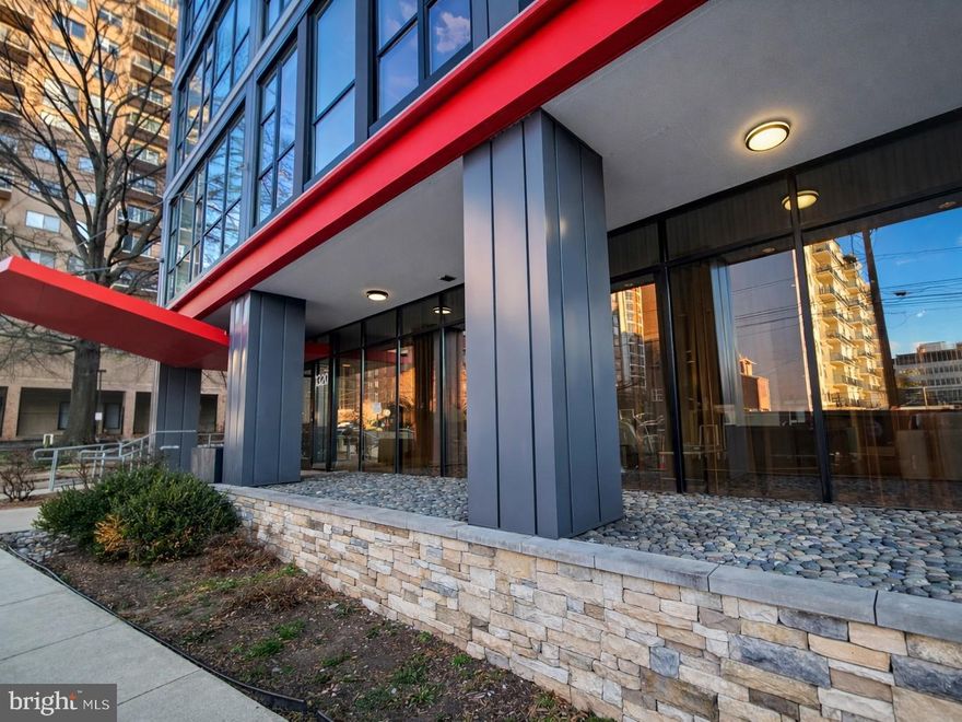 SELLER IS OFFERING A 1 YEAR PARKING CREDIT! Sparkling 1bedroom/1bath condo just steps to the Silver Spring Metro.  This unit features quartz countertops, wood floors, stainless steel appliances, and balcony.  As a bonus, there are extensive custom closet systems for maximum storage space in all of the closets. Highly amenitized building with contemporary finishes, lobby/club room, fitness room, separate and secured bike storage, concierge, sky lounge, and roof terrace with western views to downtown Bethesda, the Mormon Temple, and spectacular sunsets.  Across the street from the new Silver Spring Recreation & Aquatic Center with access to 3 pools, hot tubs, community activity rooms, & free fitness facilities.  Only 2 blocks to the new Mom’s Organic Market, too! Enjoy everything Silver Spring has to offer from music venues, farmer's markets, restaurants, breweries, parks, and more all at your doorstep.  Includes separate storage space.  Pet friendly!