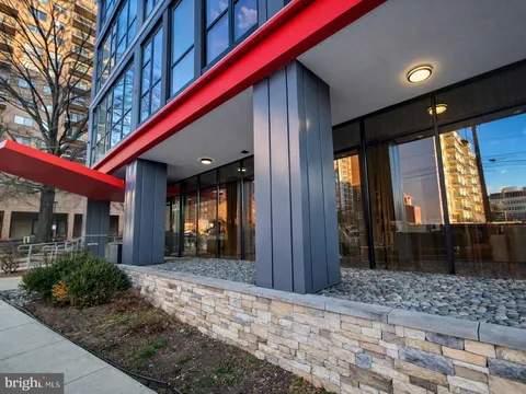MLS: MDMC2216374