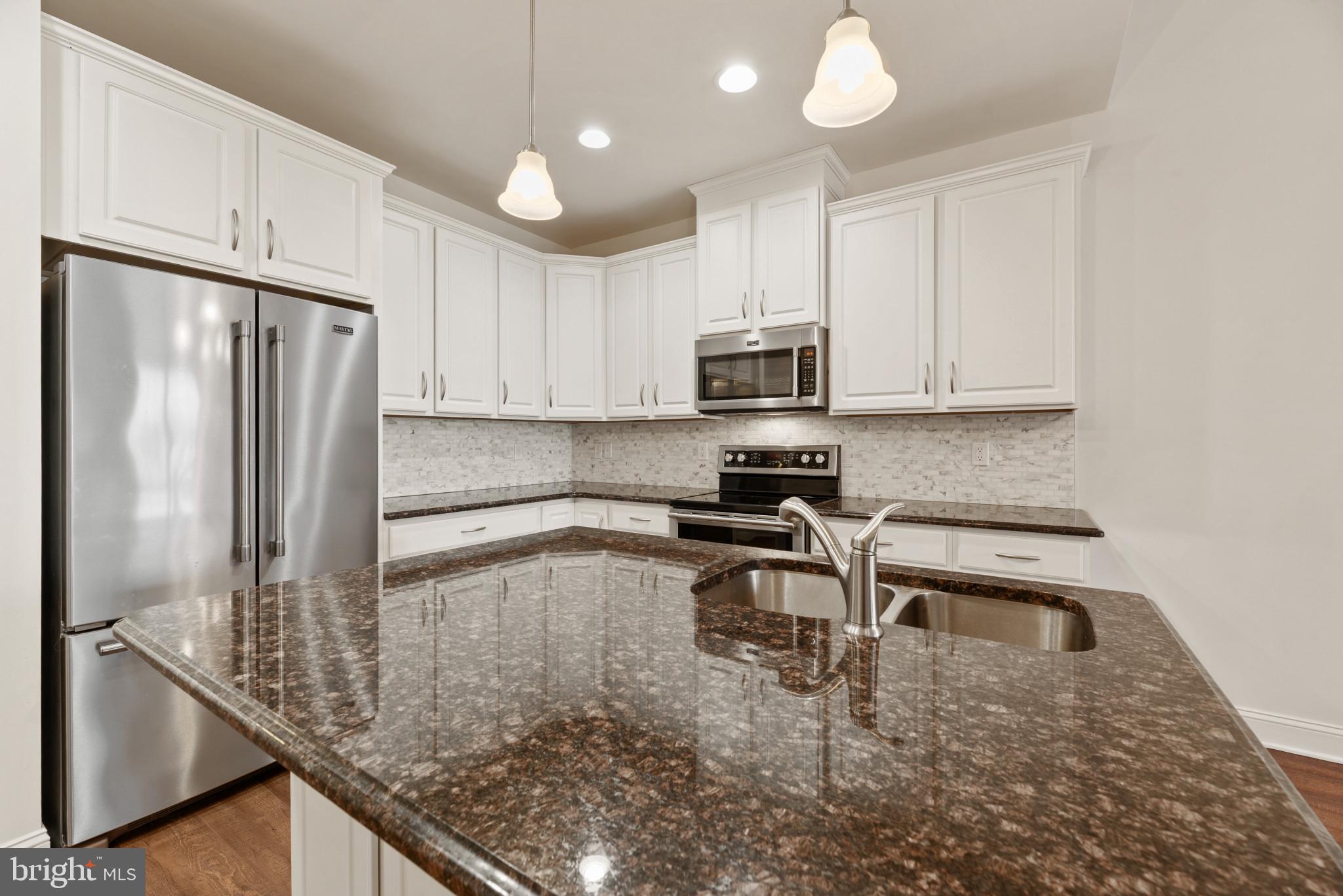 BAY BRIDGE COVE - Residential