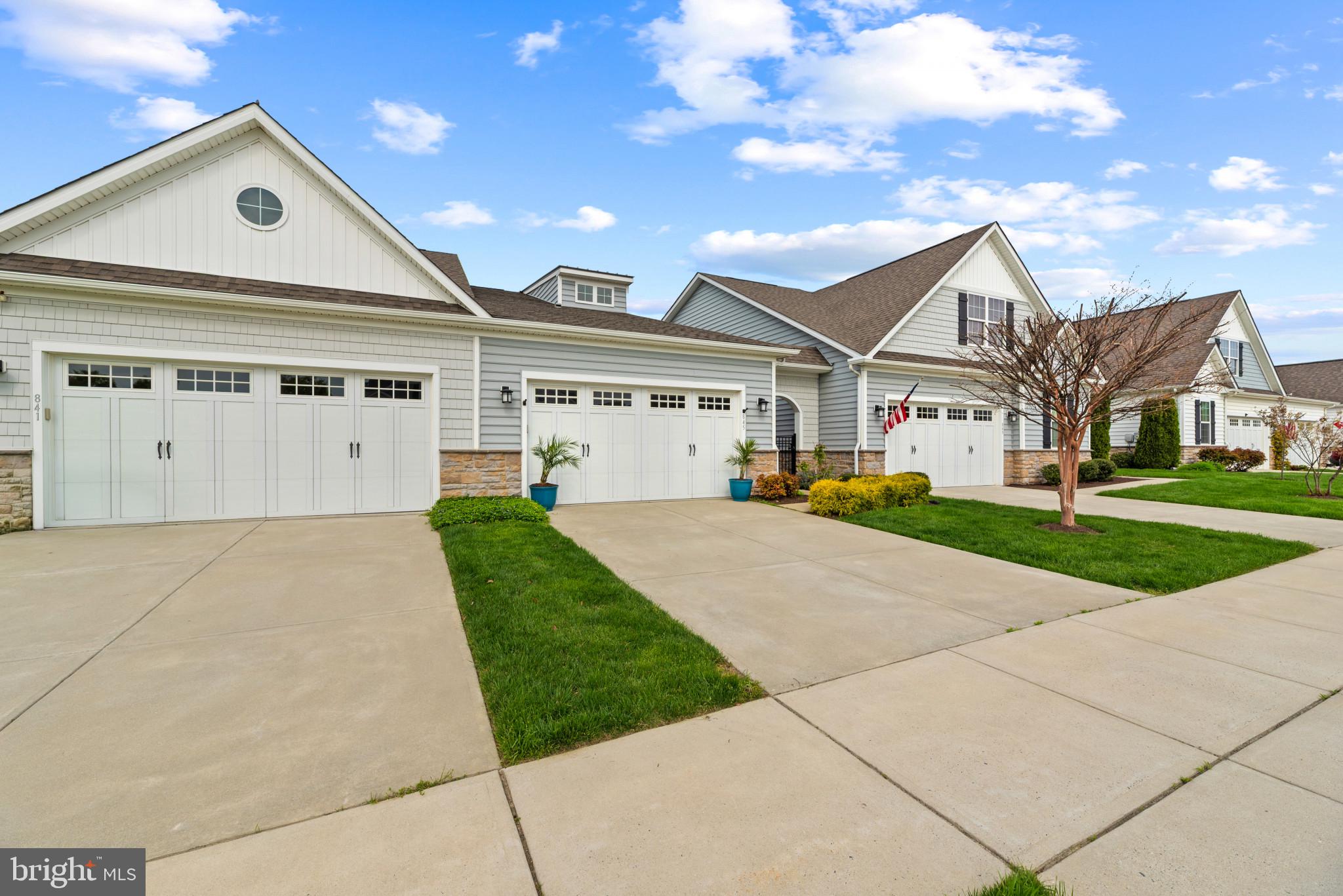 BAY BRIDGE COVE - Residential