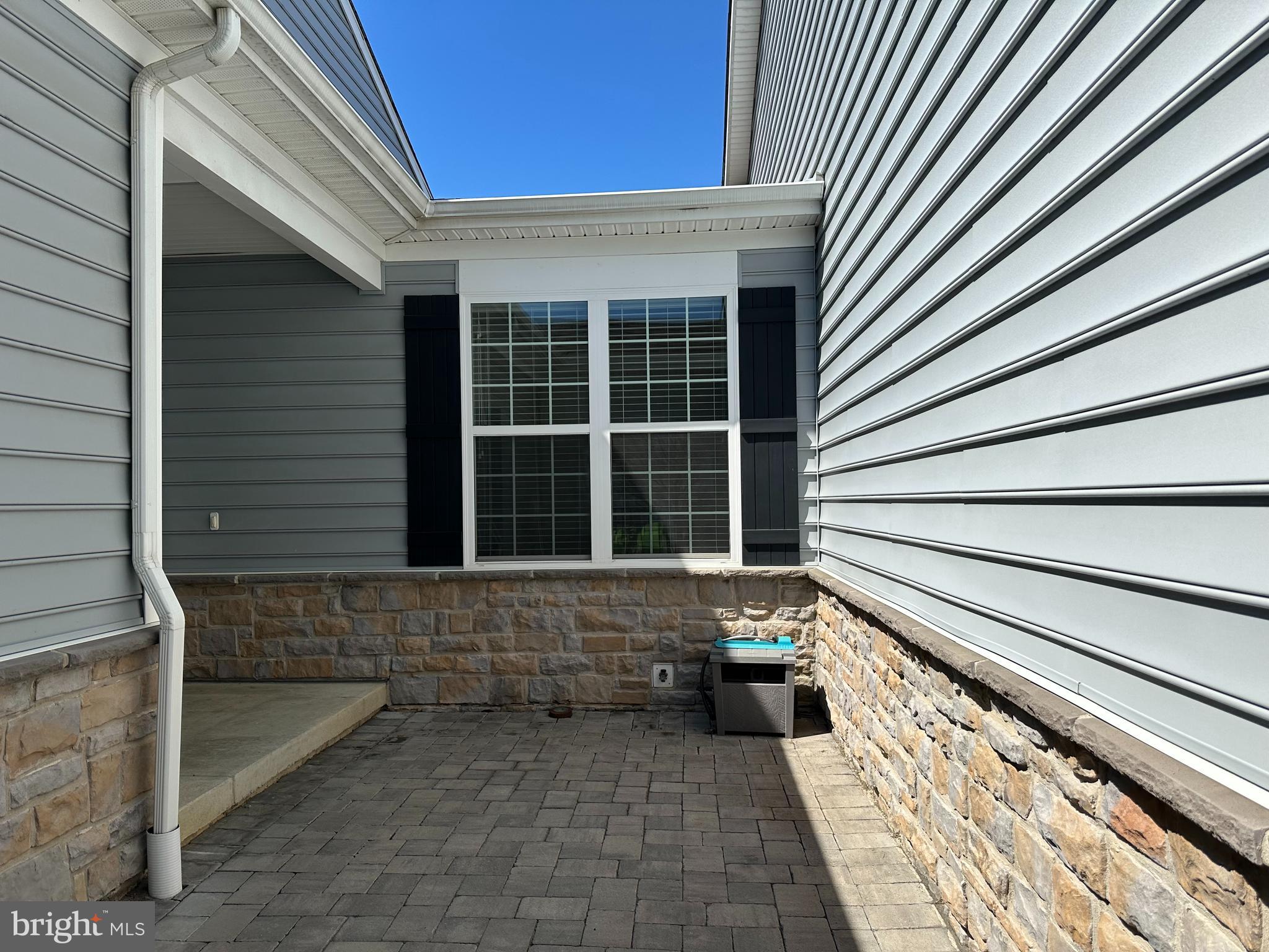 845 MOORINGS CIRCLE 138