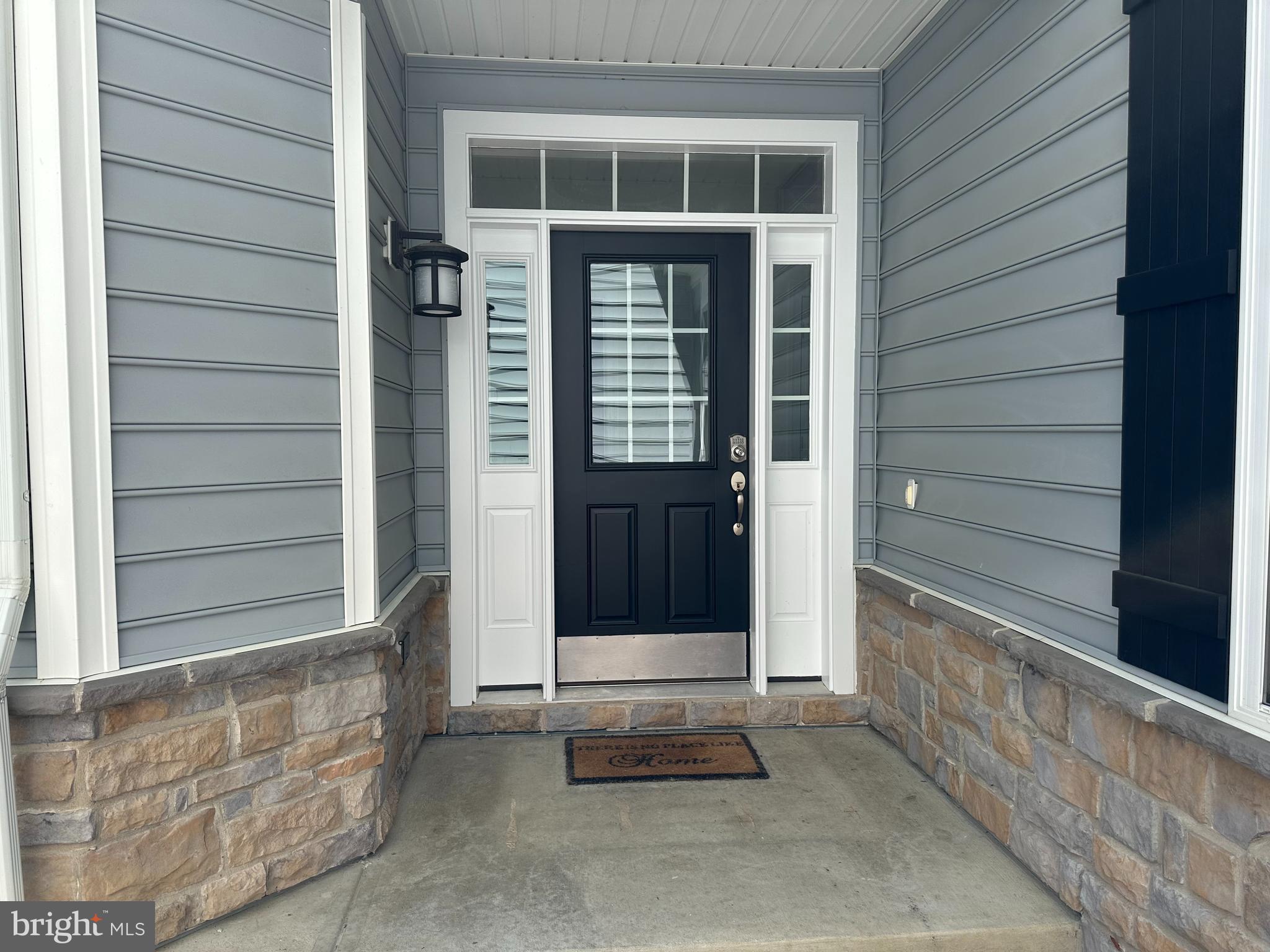 845 MOORINGS CIRCLE 138