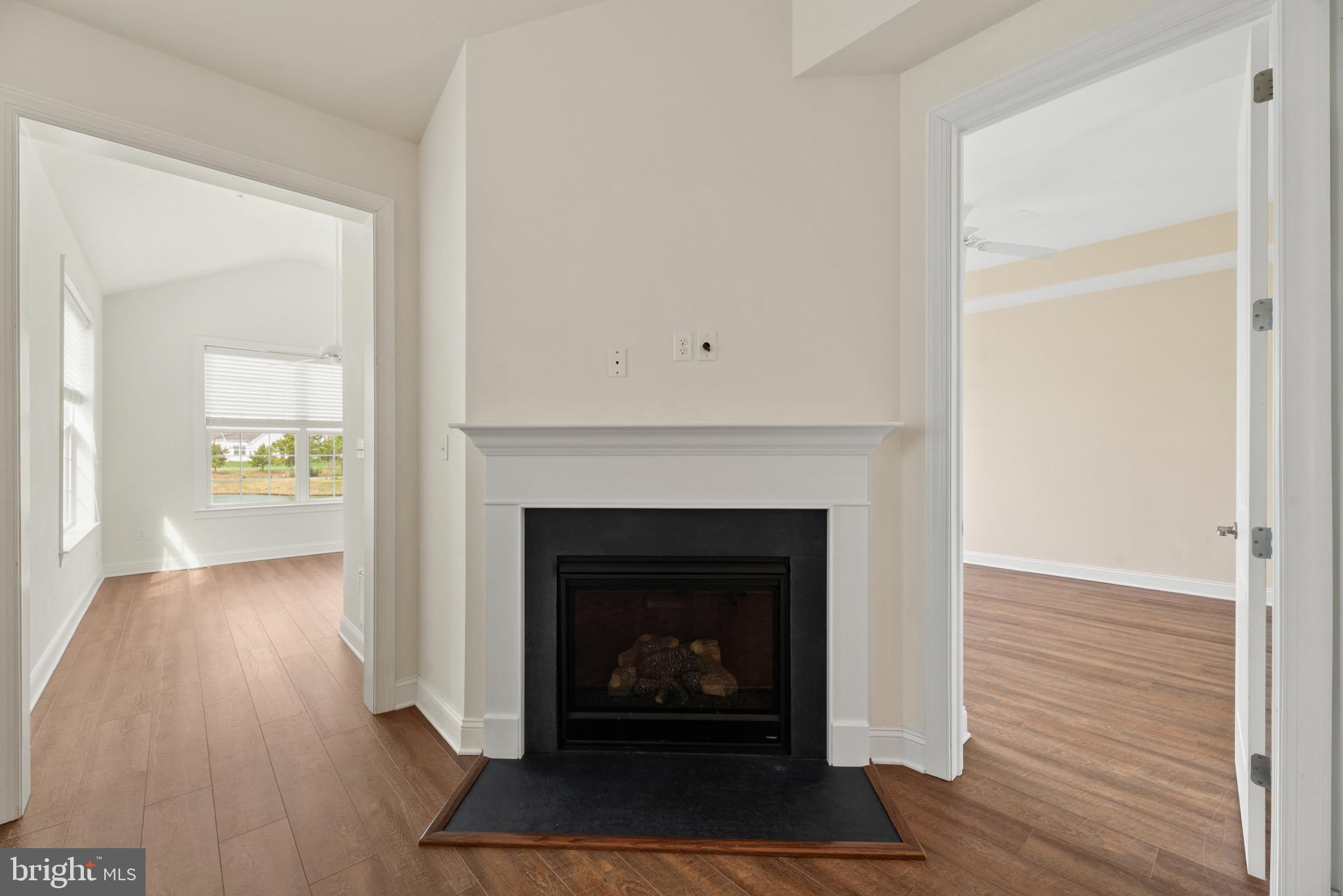 BAY BRIDGE COVE - Residential