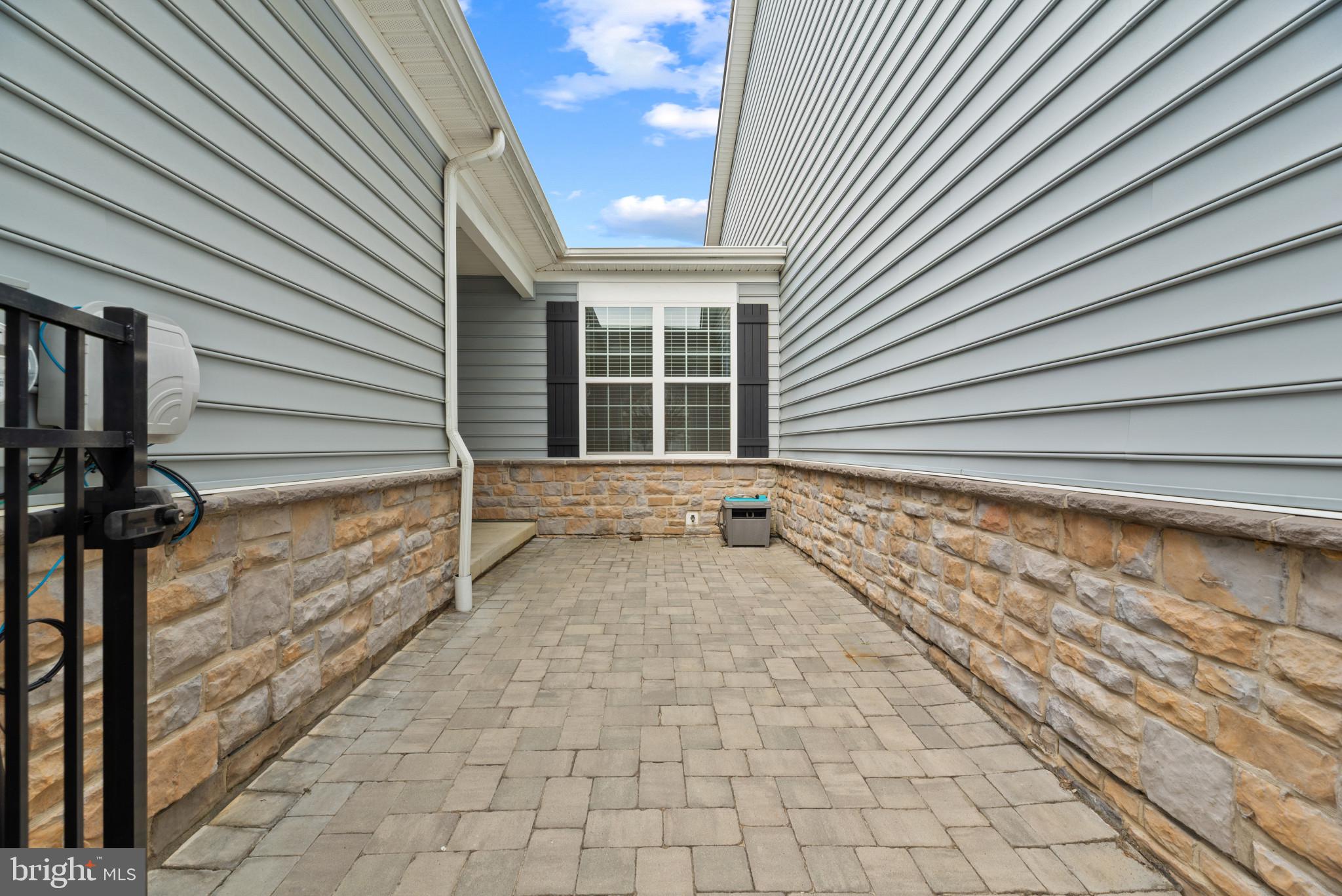 BAY BRIDGE COVE - Residential