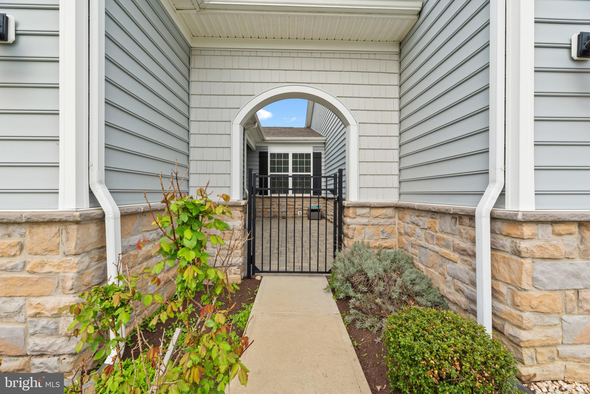 BAY BRIDGE COVE - Residential