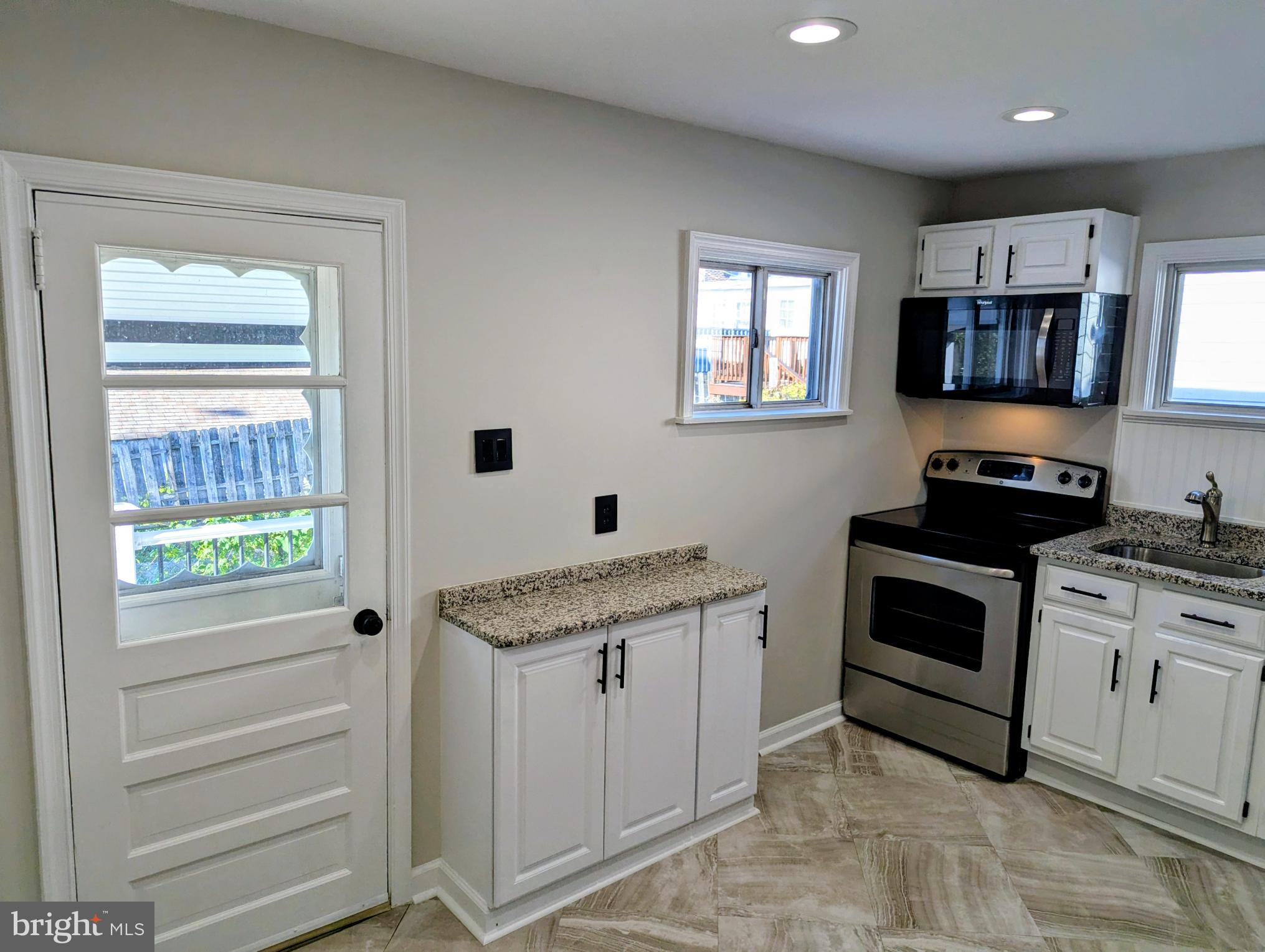 LINWOOD - Residential