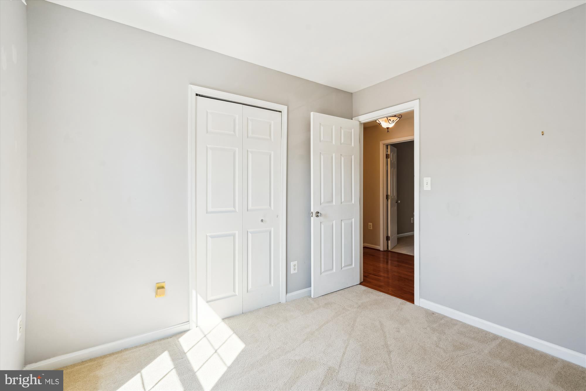 COMPTON VILLAGE - Residential