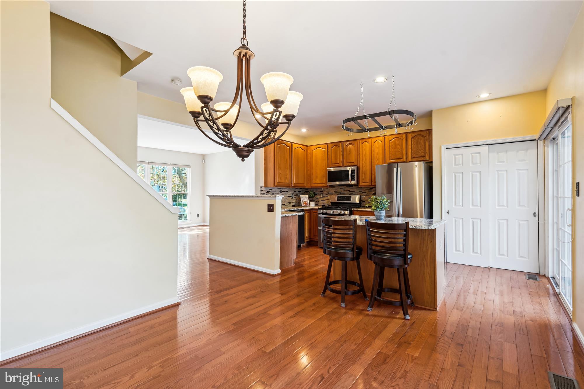 COMPTON VILLAGE - Residential