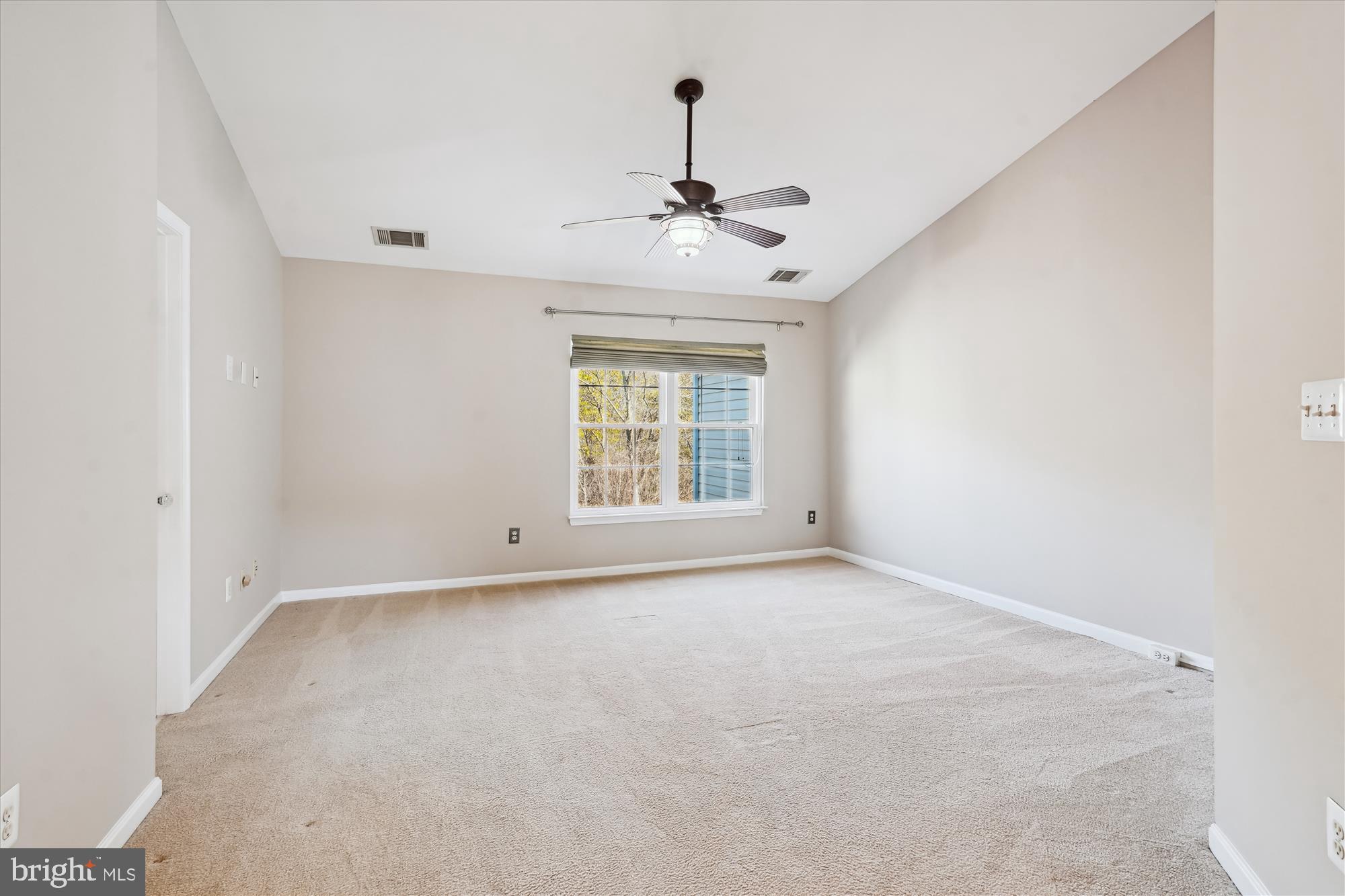 COMPTON VILLAGE - Residential