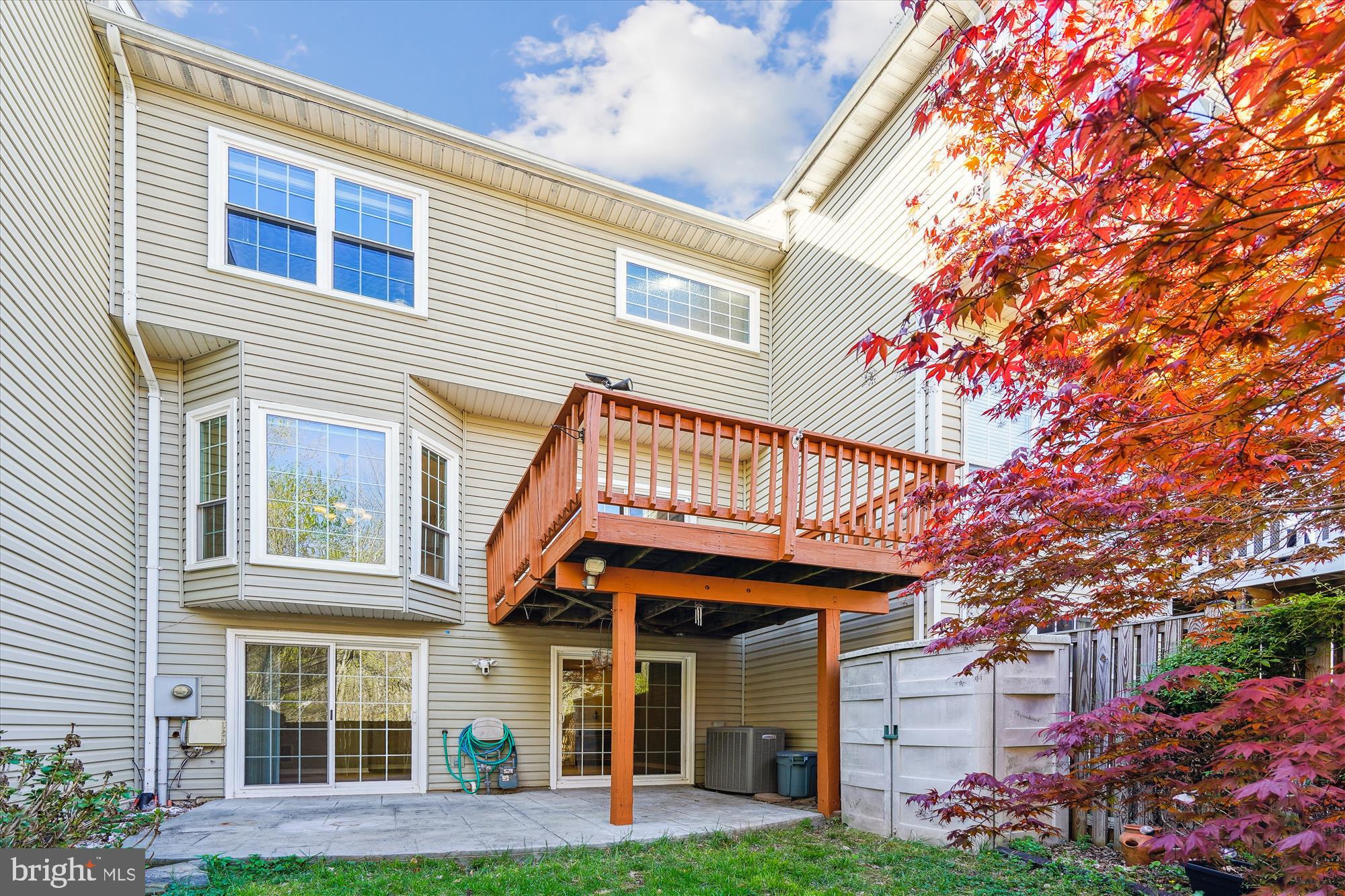 COMPTON VILLAGE - Residential