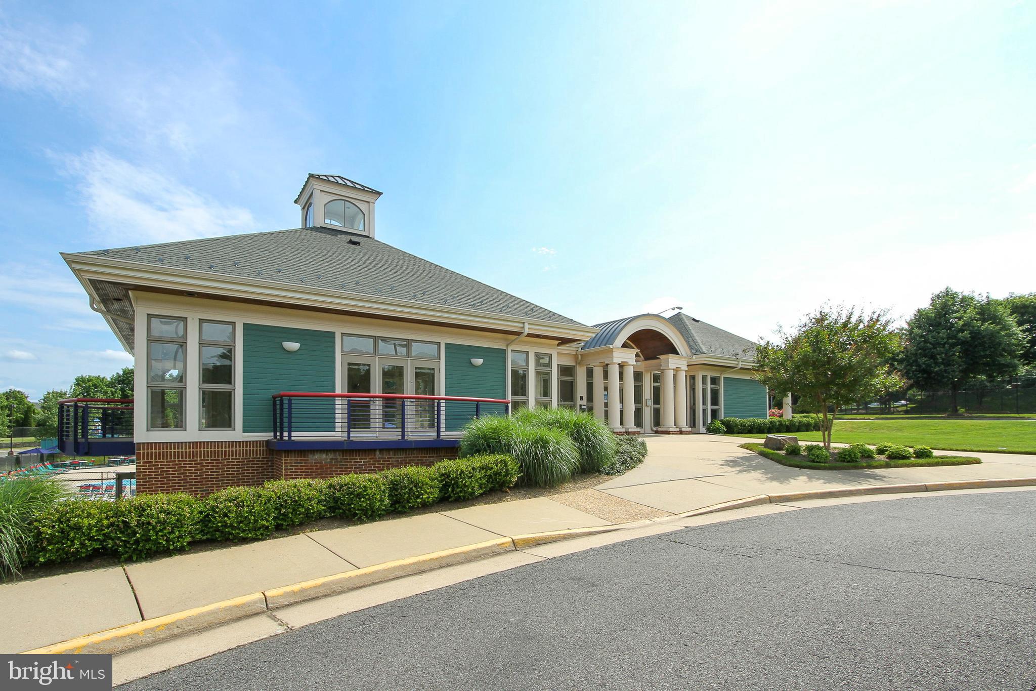 COMPTON VILLAGE - Residential