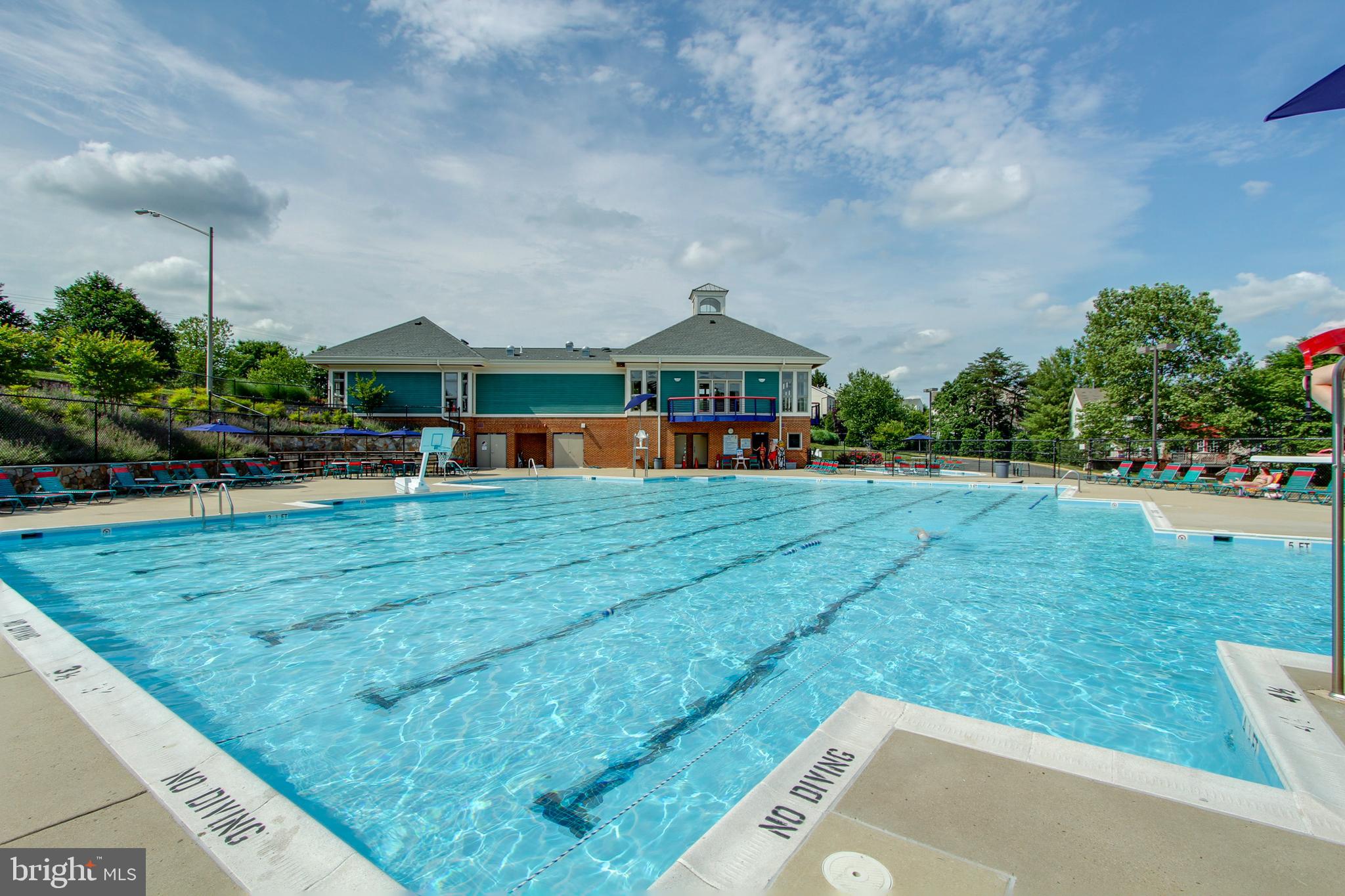 COMPTON VILLAGE - Residential