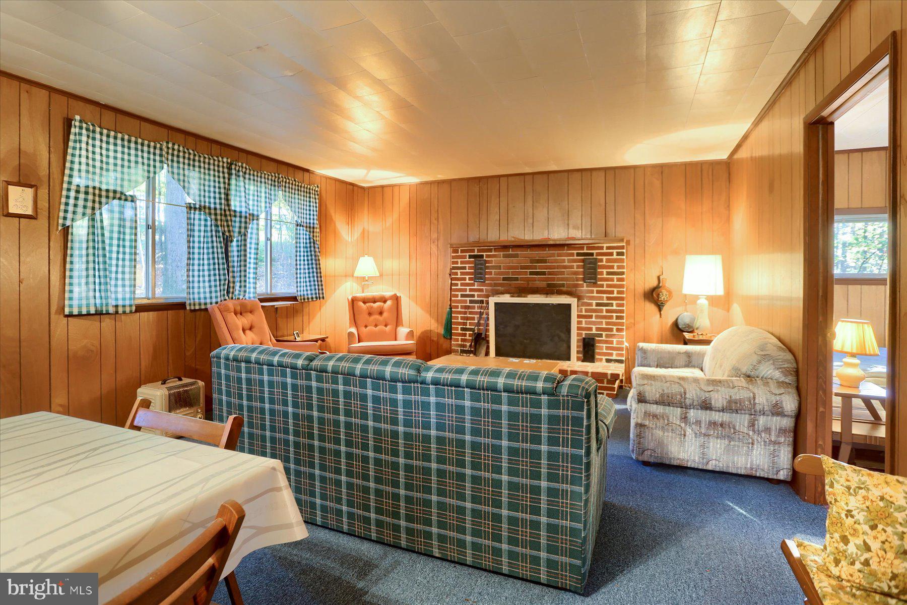 542 CLOUSER HOLLOW ROAD