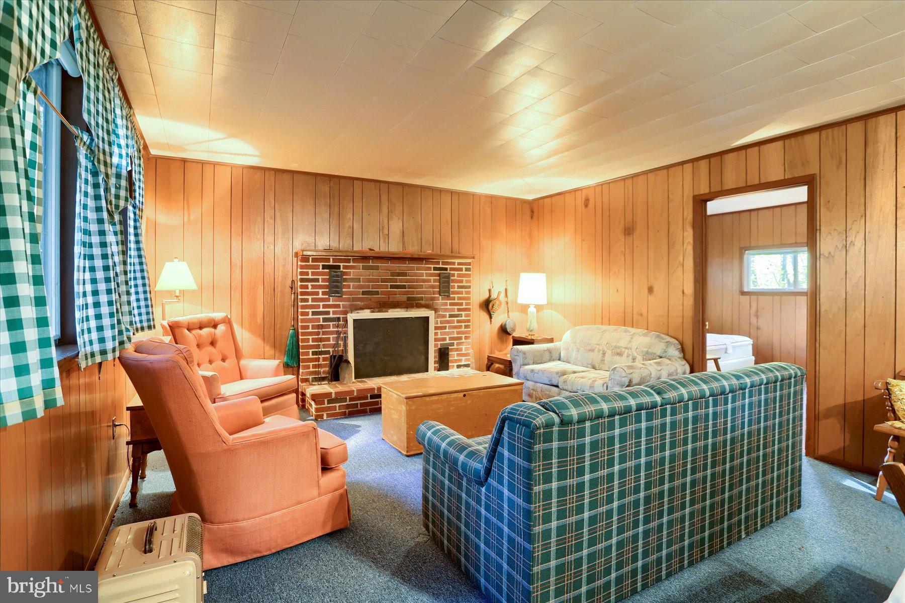 542 CLOUSER HOLLOW ROAD