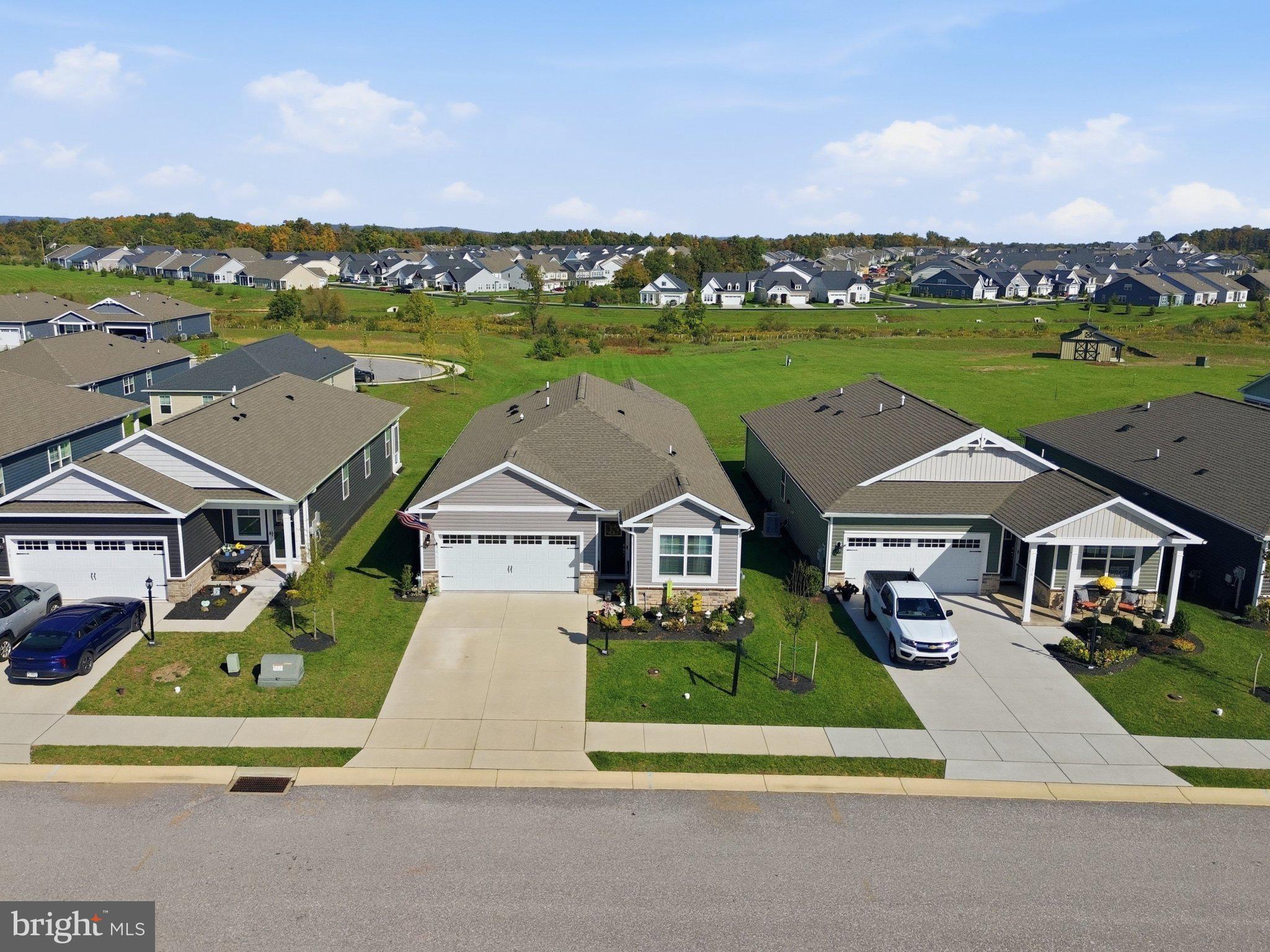 32 QUIET CREEK DRIVE