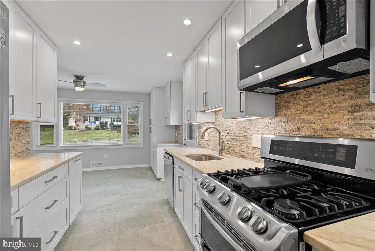 KEENE MILL MANOR - Residential Lease