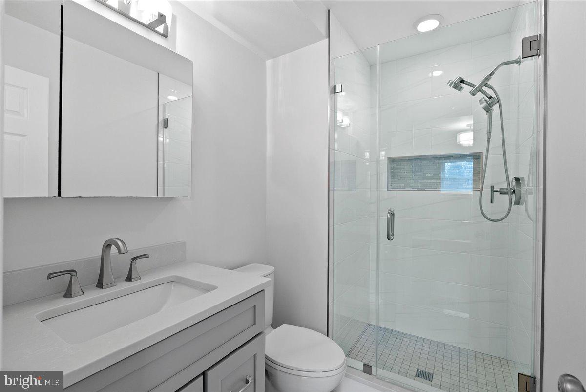 KEENE MILL MANOR - Residential Lease